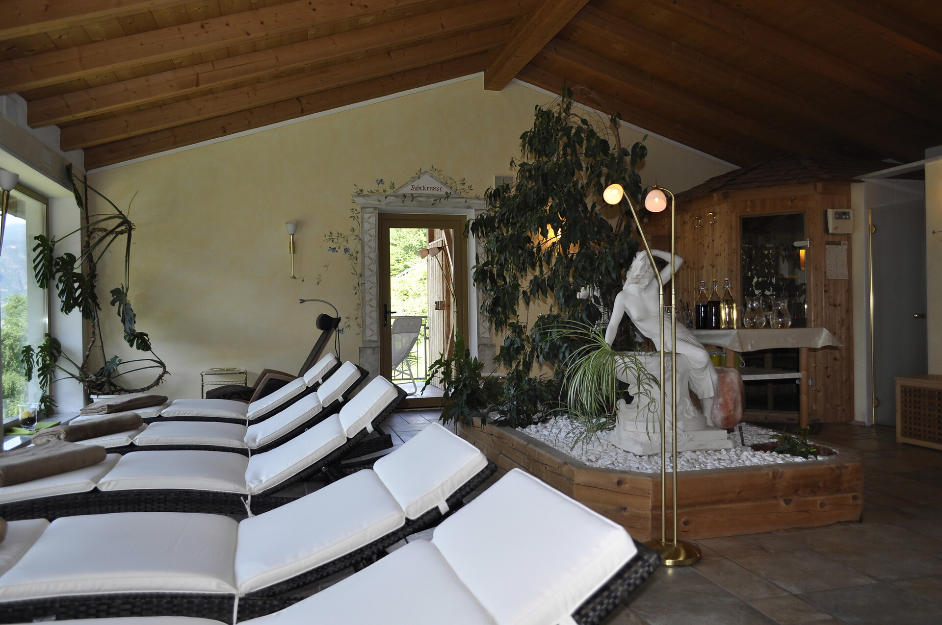 Relaxation in the wellness area