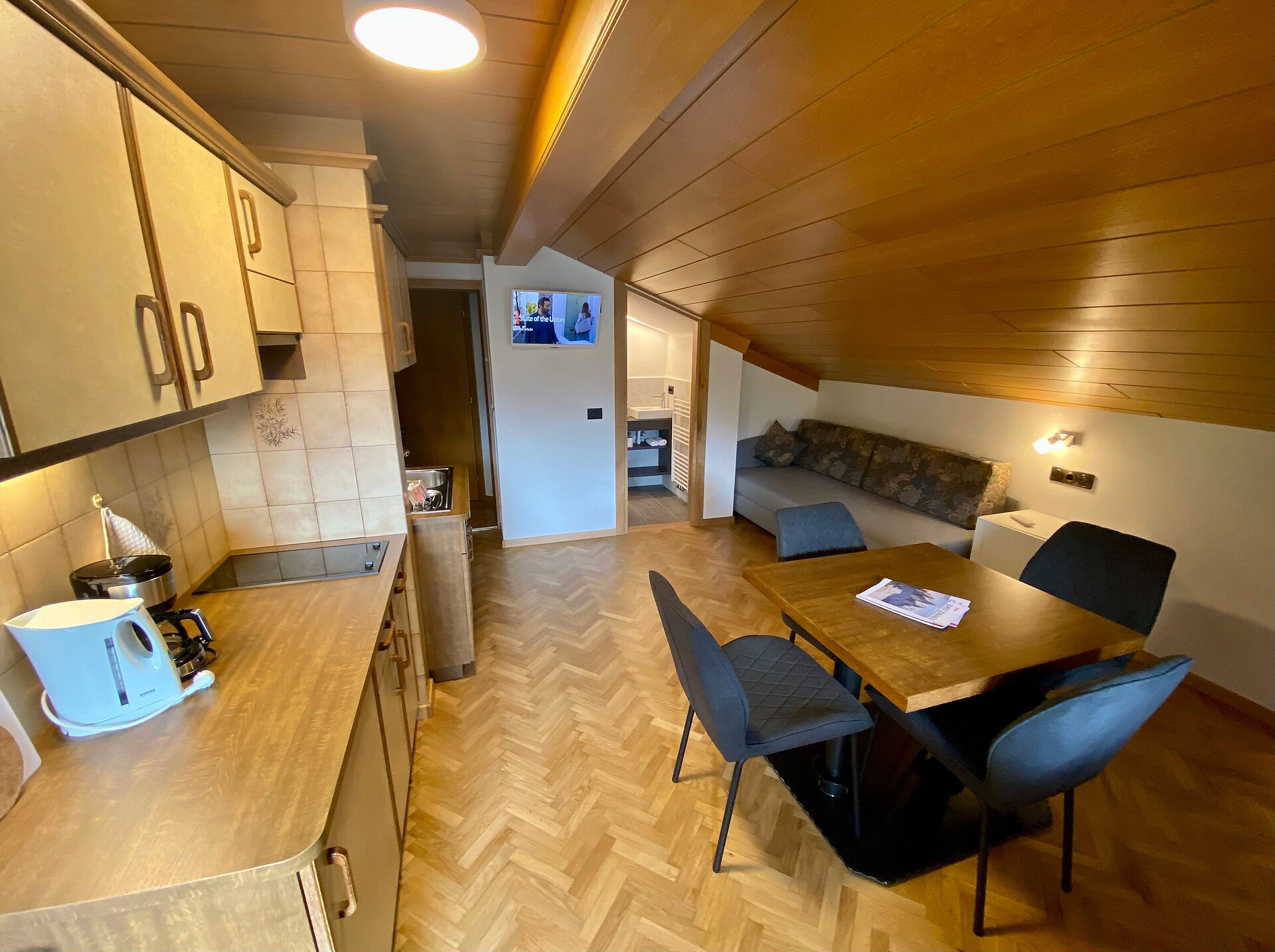 Wohnküche Appartement Bergblick