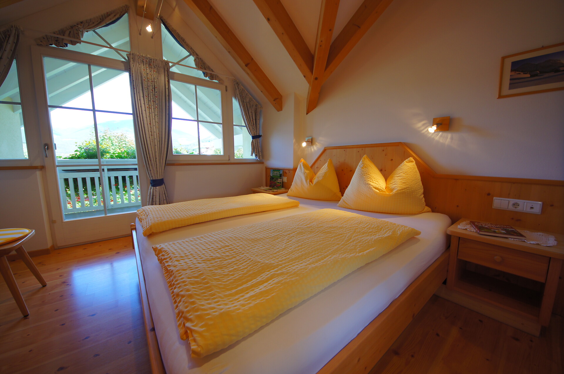 APARTMENT KRONPLATZ