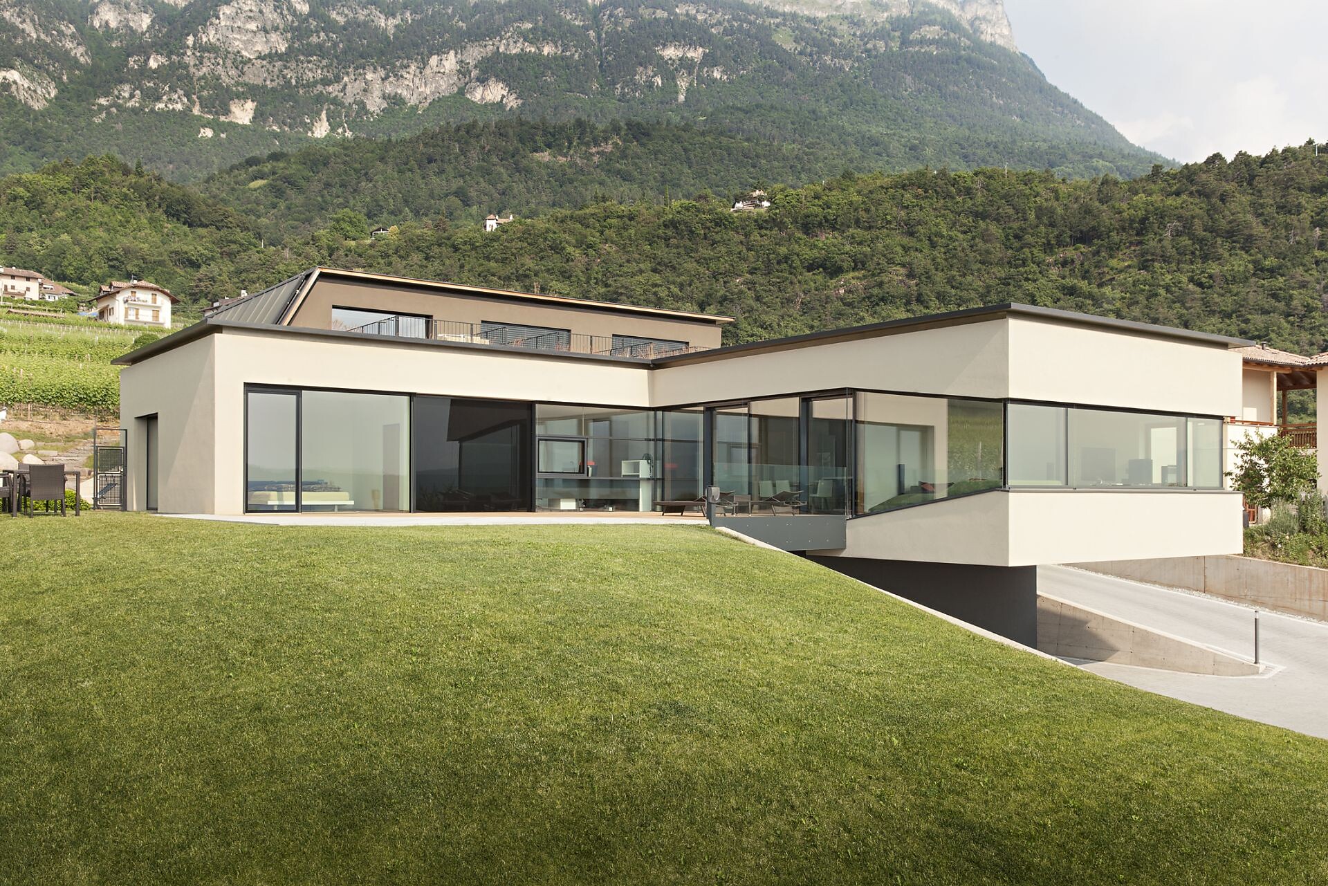 Villa Pernstich | modern apartments - Südtiroler Weinstraße - #2 - suedtirol.info