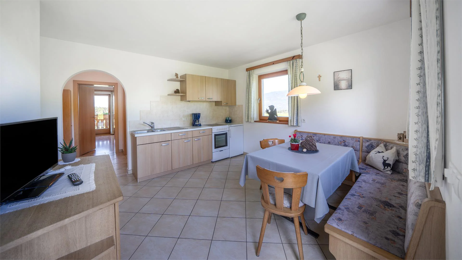 Villa Schönau Castelrotto 10 suedtirol.info