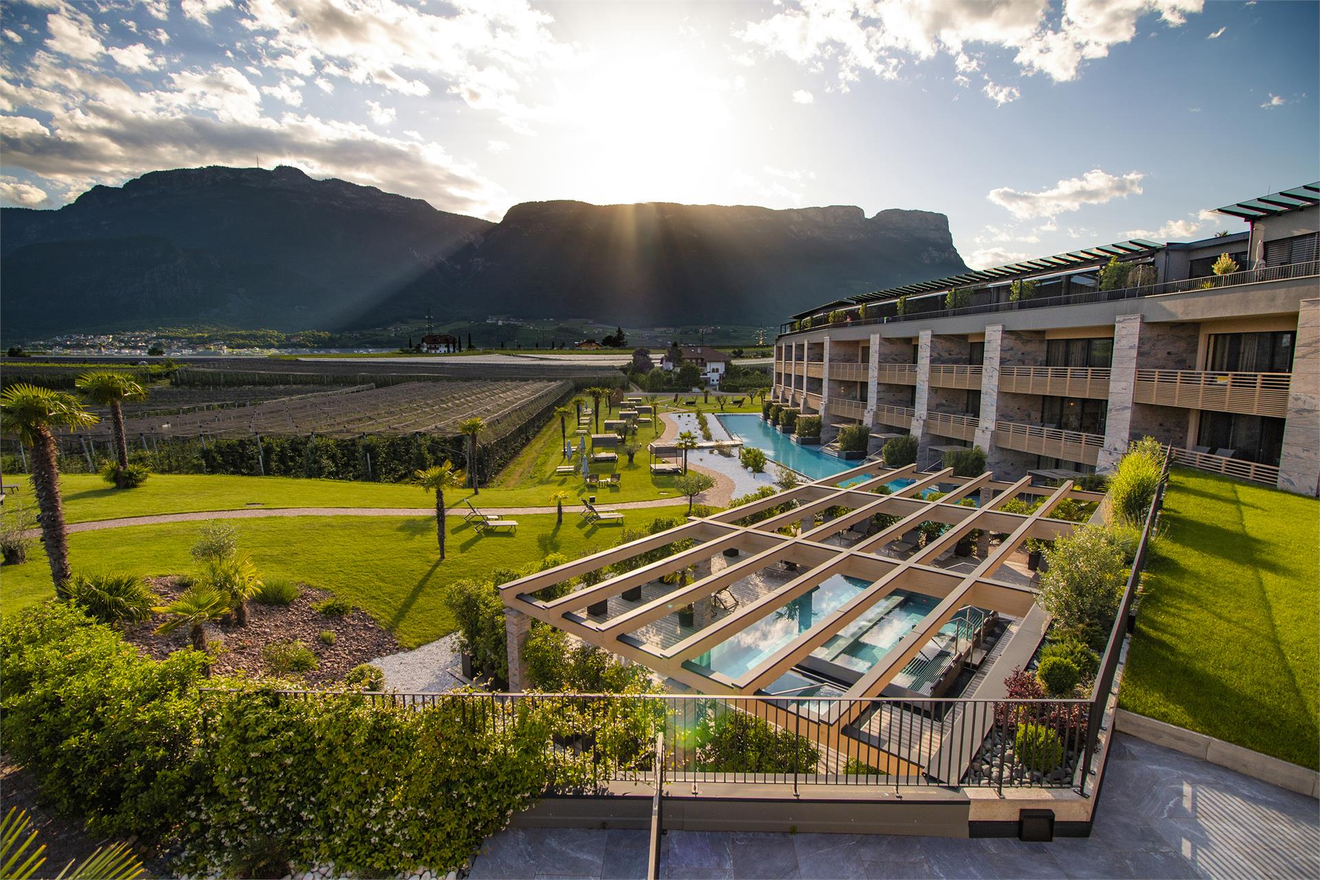 Weinegg Wellviva Resort Eppan an der Weinstraße 2 suedtirol.info