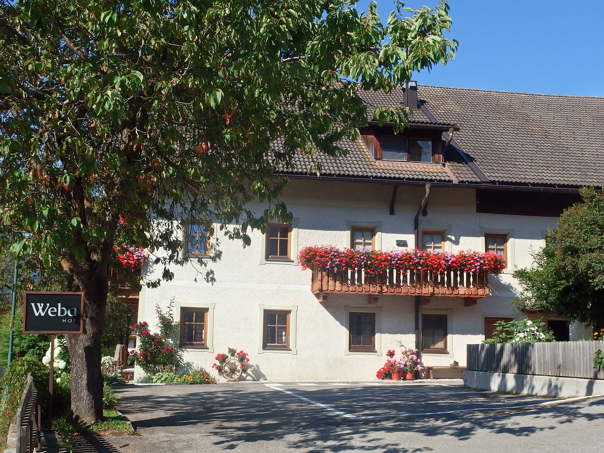 Weba Hof