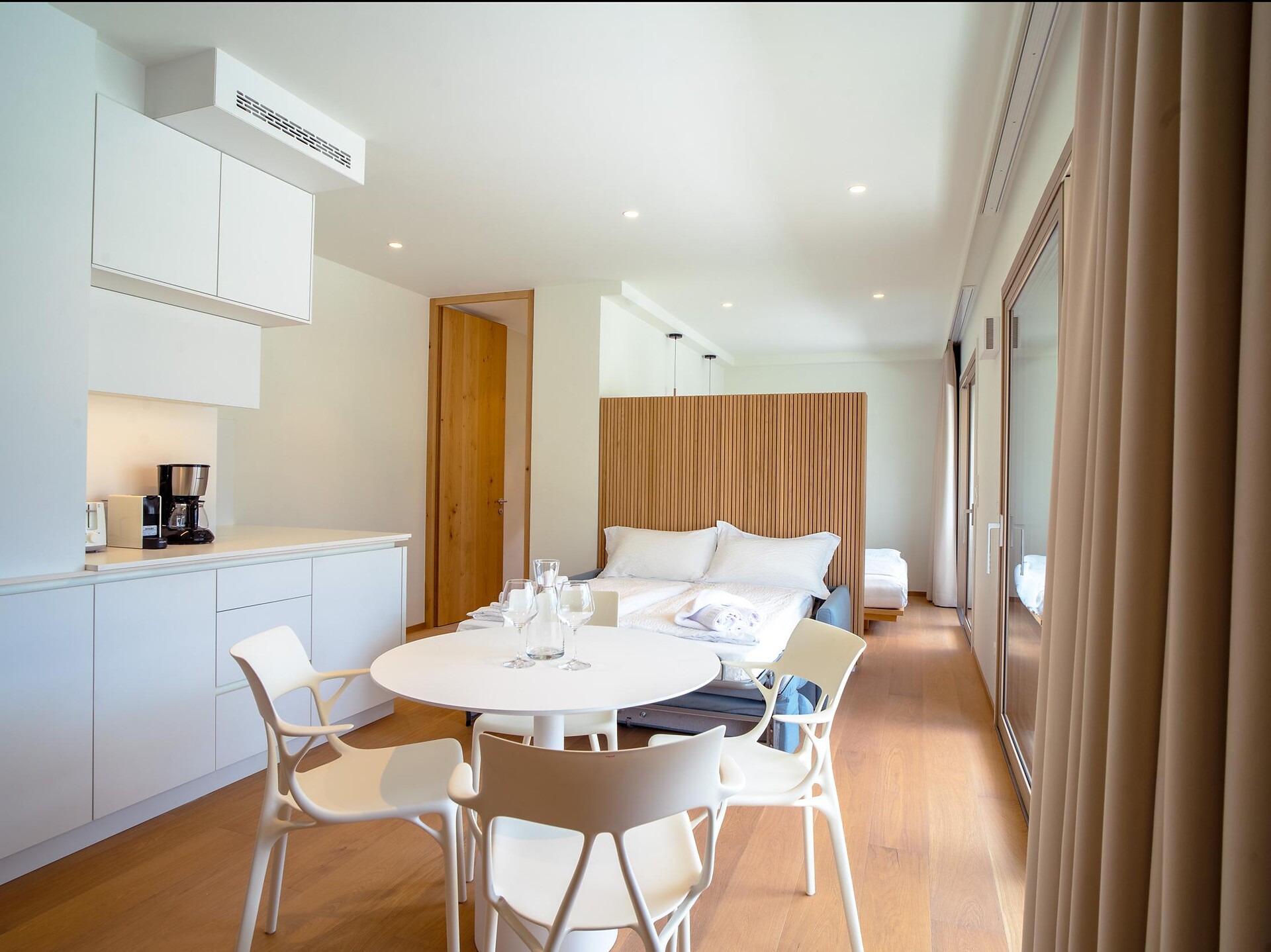WELLNESS SMART SUITES