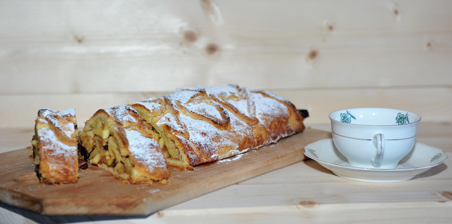 Apfelstrudel
