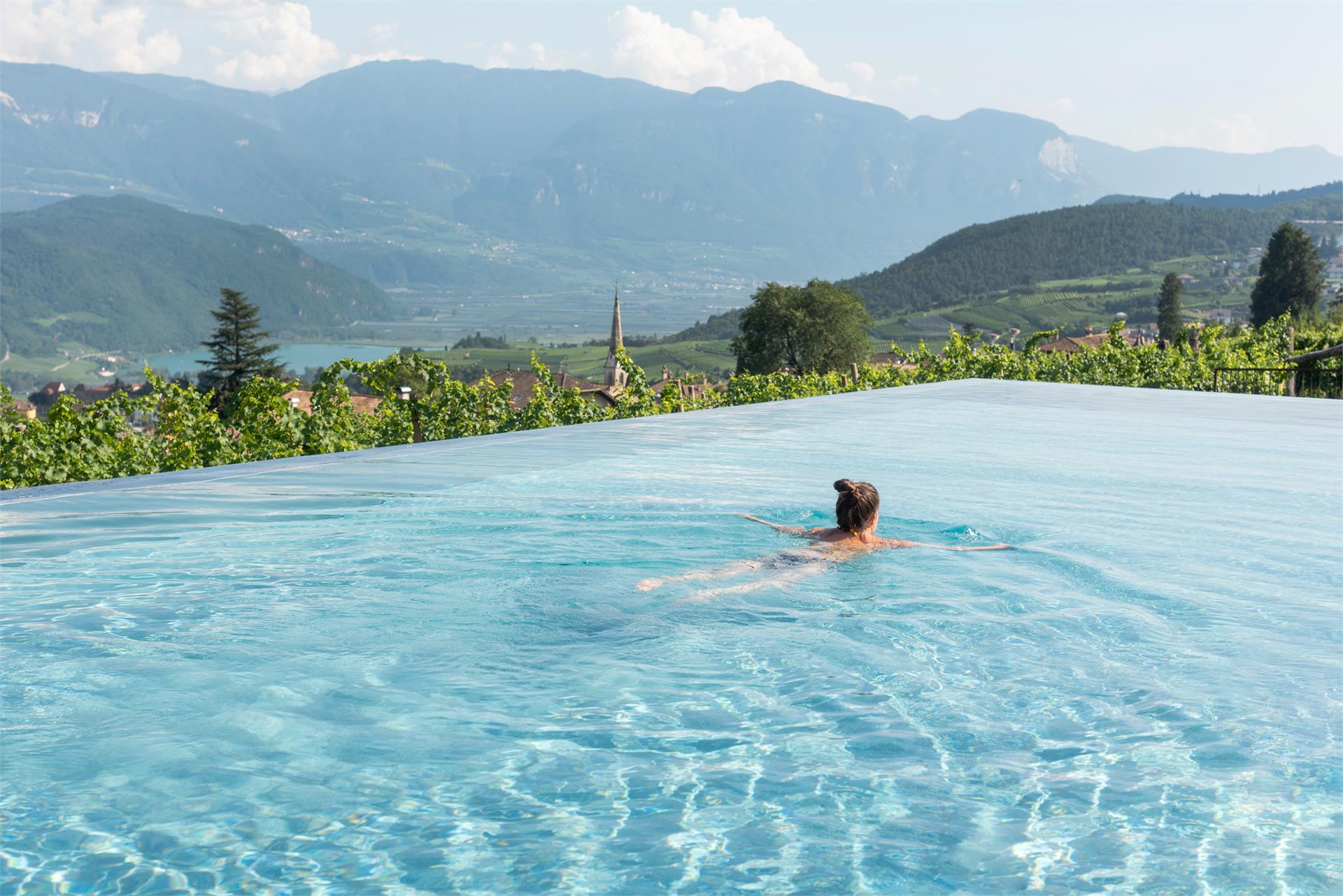 Weingut Wastlhof Kaltern an der Weinstraße 14 suedtirol.info