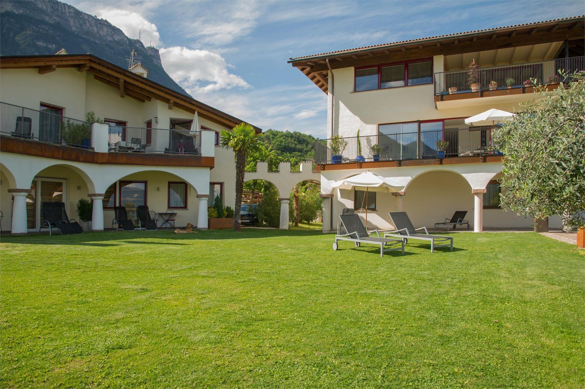 Weingut Wastlhof Kaltern an der Weinstraße 17 suedtirol.info