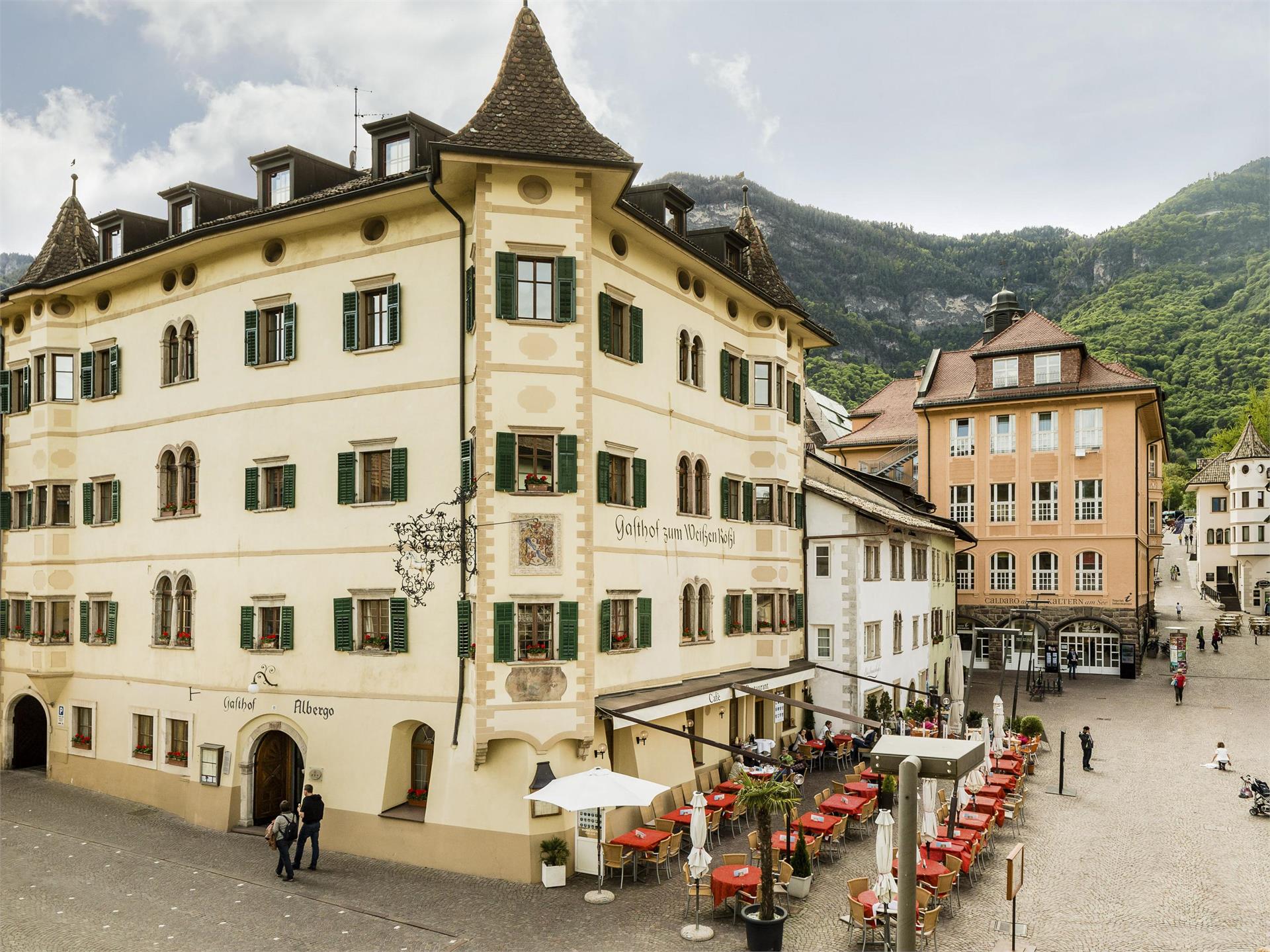 Weisses Rössl Kaltern Kaltern an der Weinstraße 1 suedtirol.info