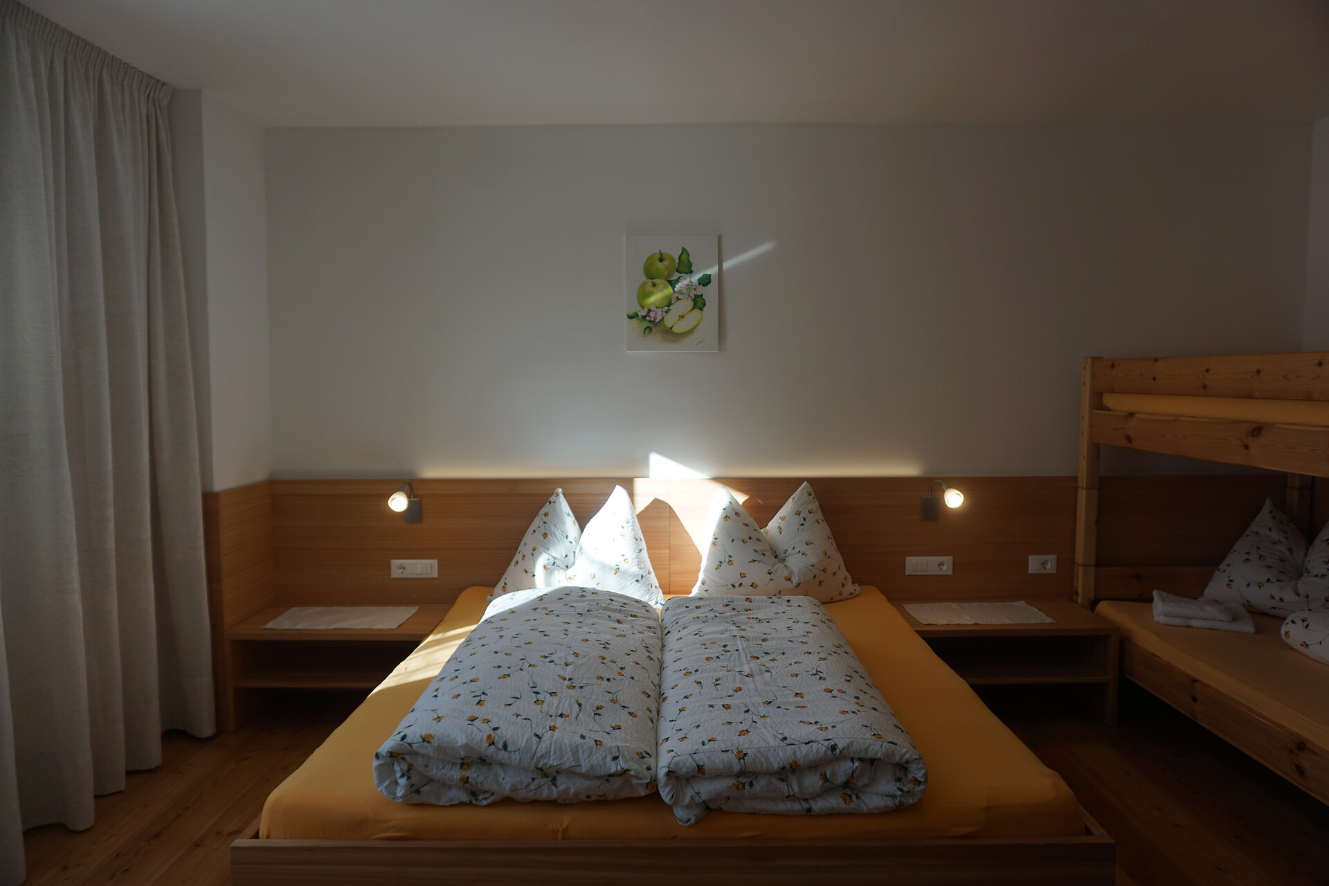 Zimmer Apfelblüte