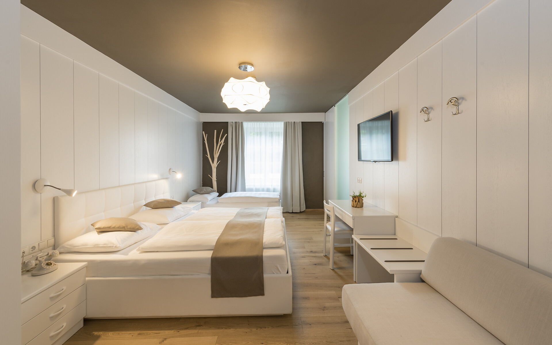 superior room