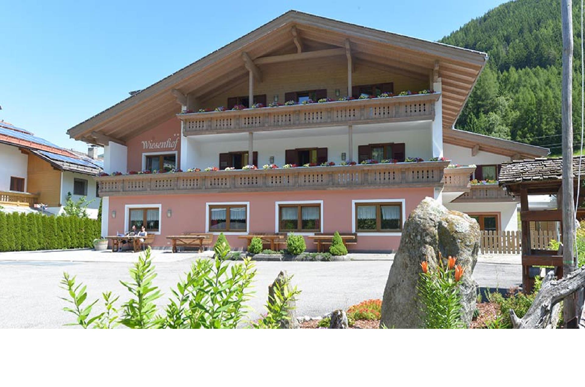 Wiesenhof Pension Ahrntal 1 suedtirol.info