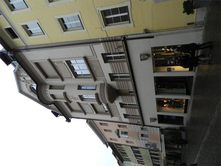 White Tower of Love in Downtown Brixen/Bressanone 22 suedtirol.info