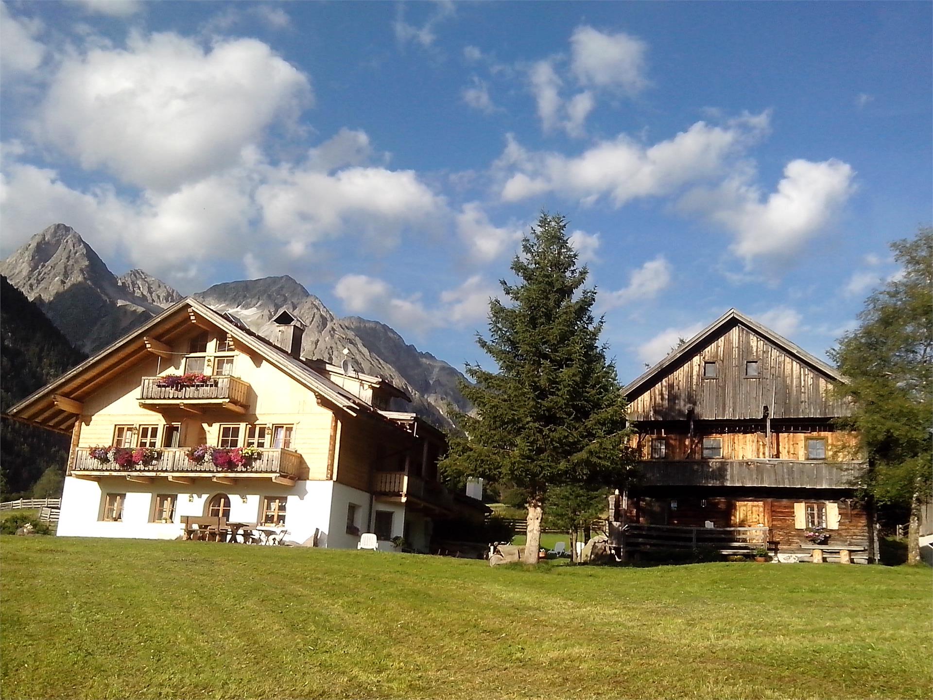Waldhäusl Rasun Anterselva 1 suedtirol.info
