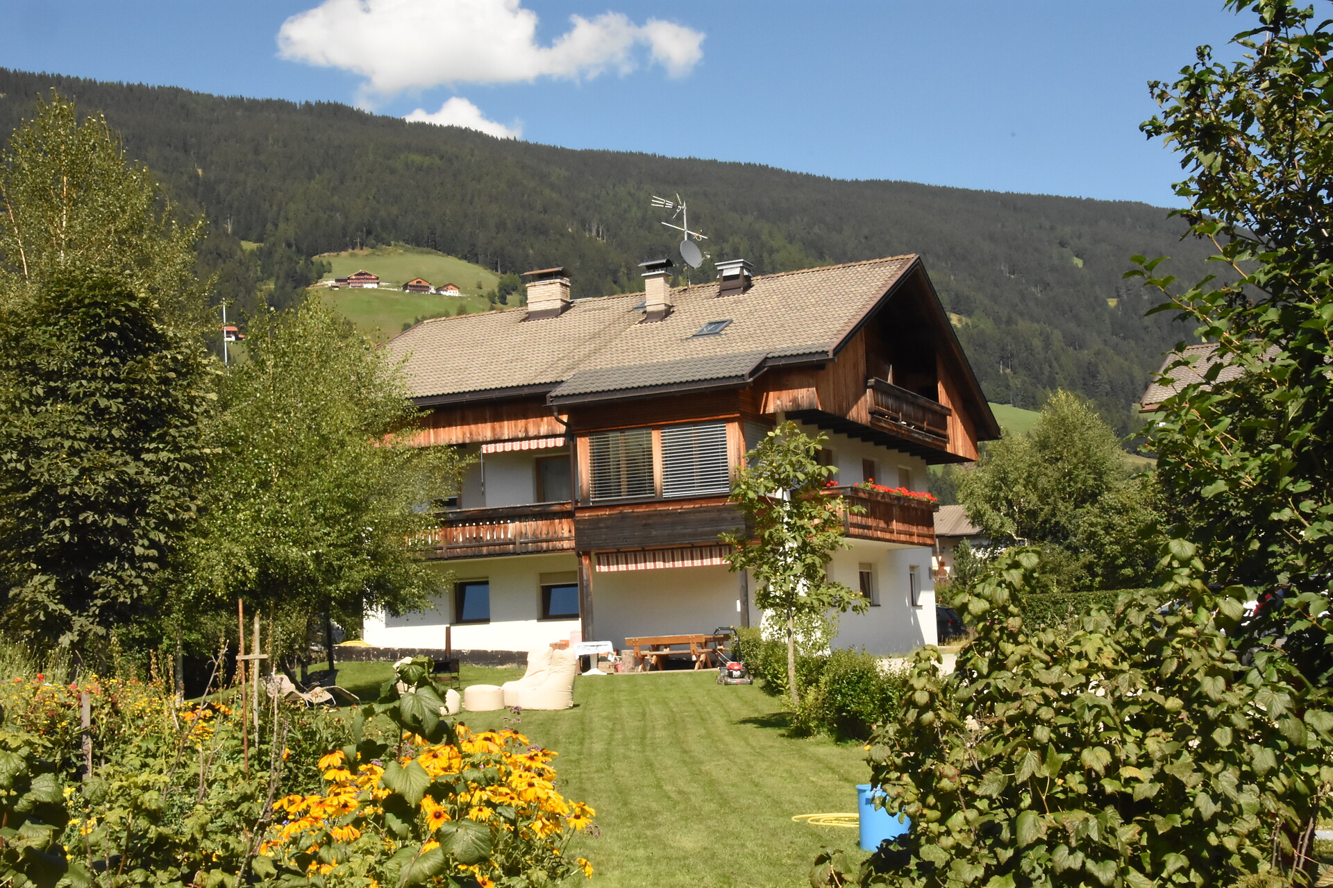 Zacher Alpine Apartments appartamenti tre cime Dolomites Innichen