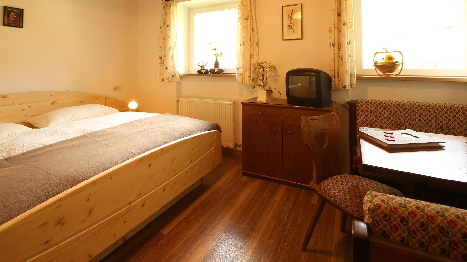 Zacher Appartements San Candido 17 suedtirol.info