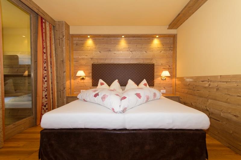 Zimmerhofer Residence deluxe Ahrntal 2 suedtirol.info