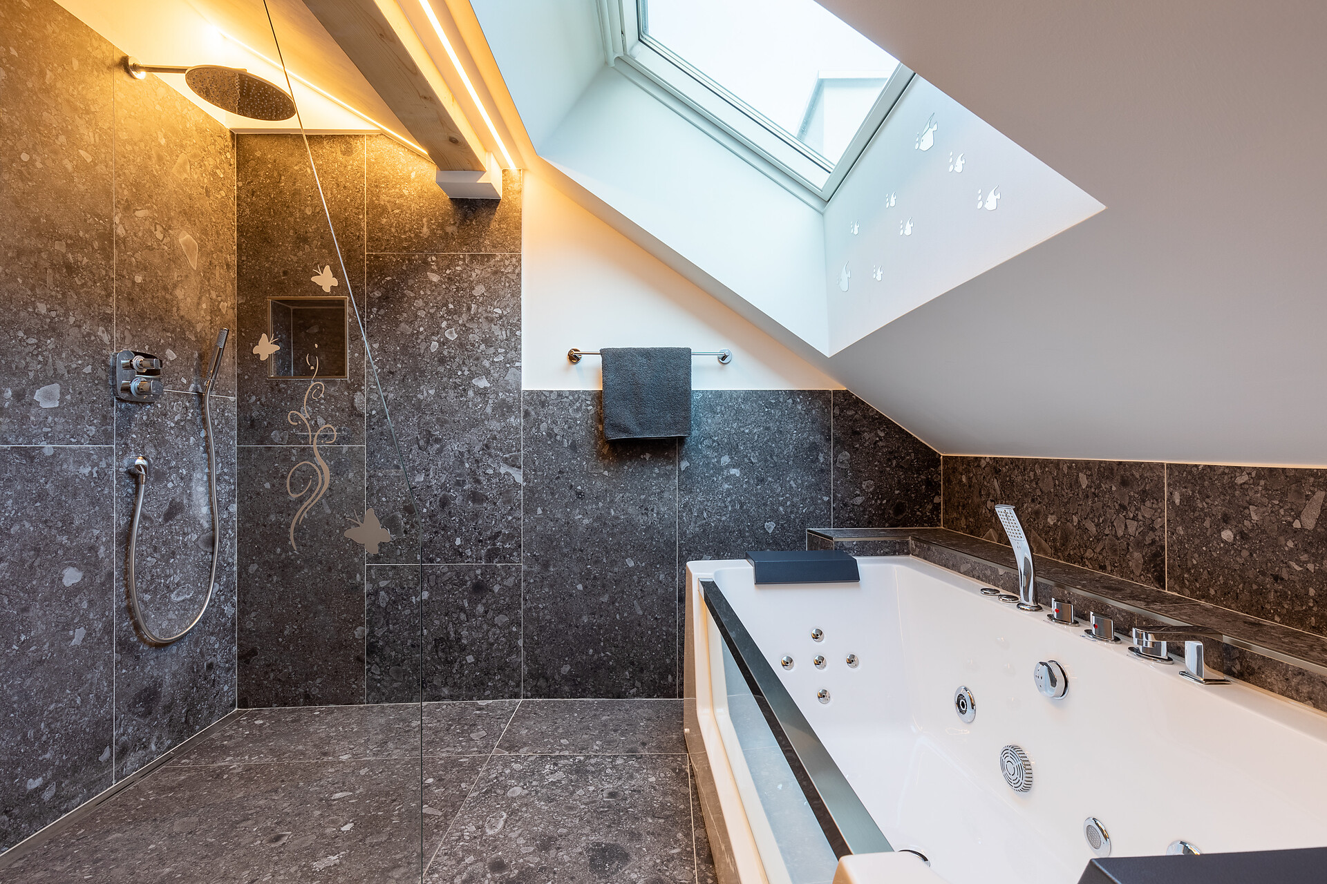 Badezimmer 1