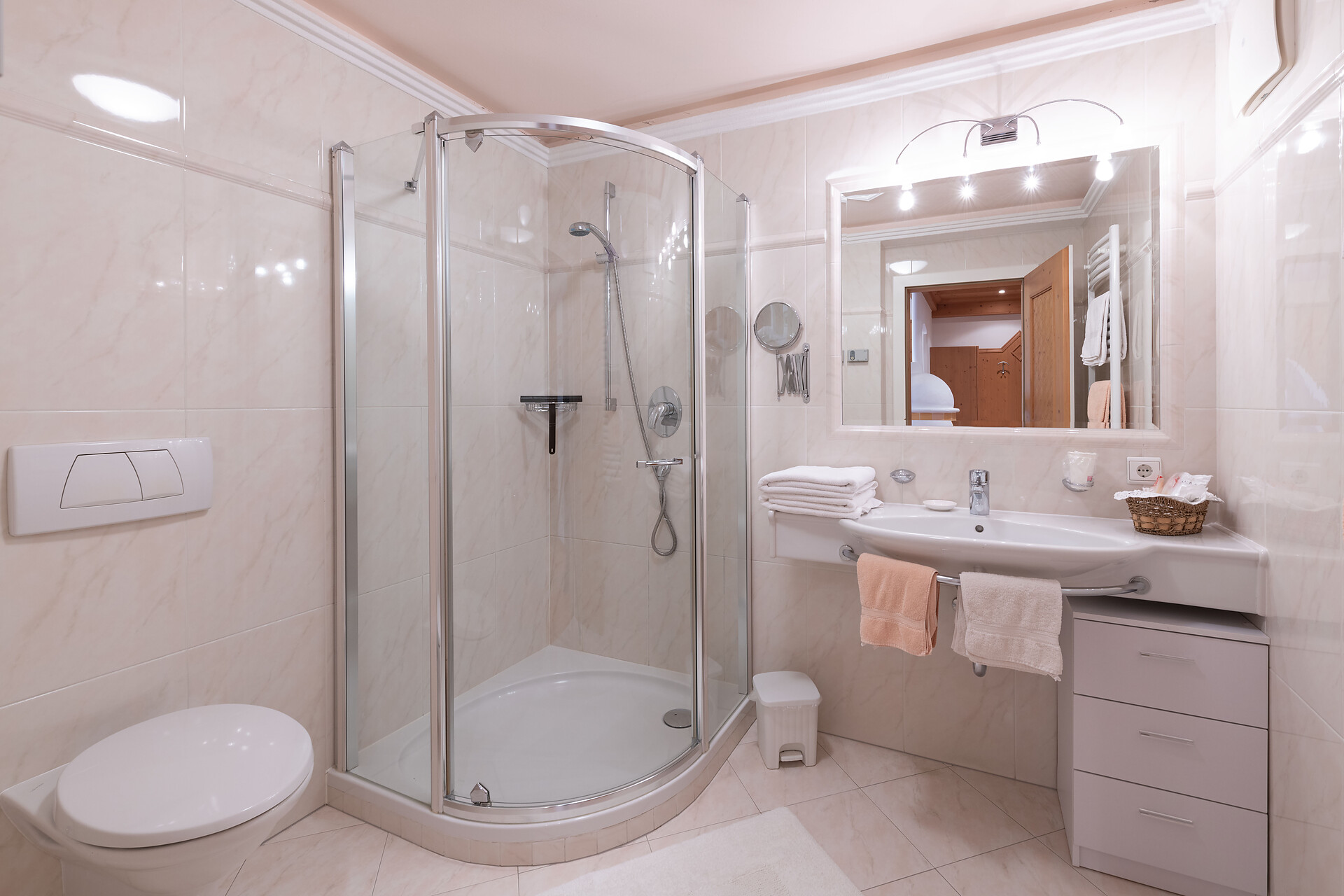 Apartment Appartamento 2 - #7 - Apartments Almiva - Dolomites Region Seiser Alm - suedtirol.info