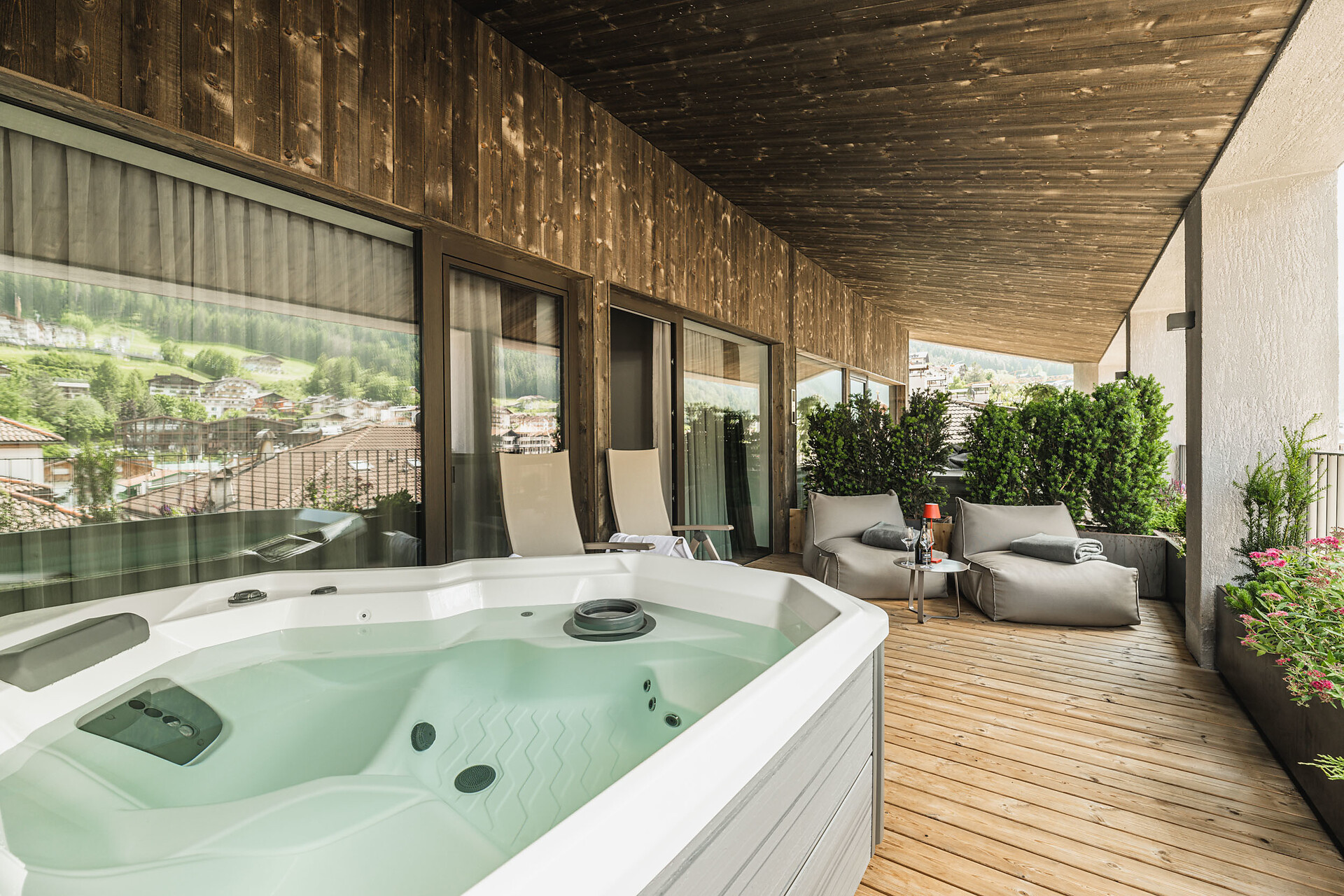 Ferienwohnung Penthouse groß - #1 - Aquila Dolomites Residence - Dolomitenregion Gröden - suedtirol.info