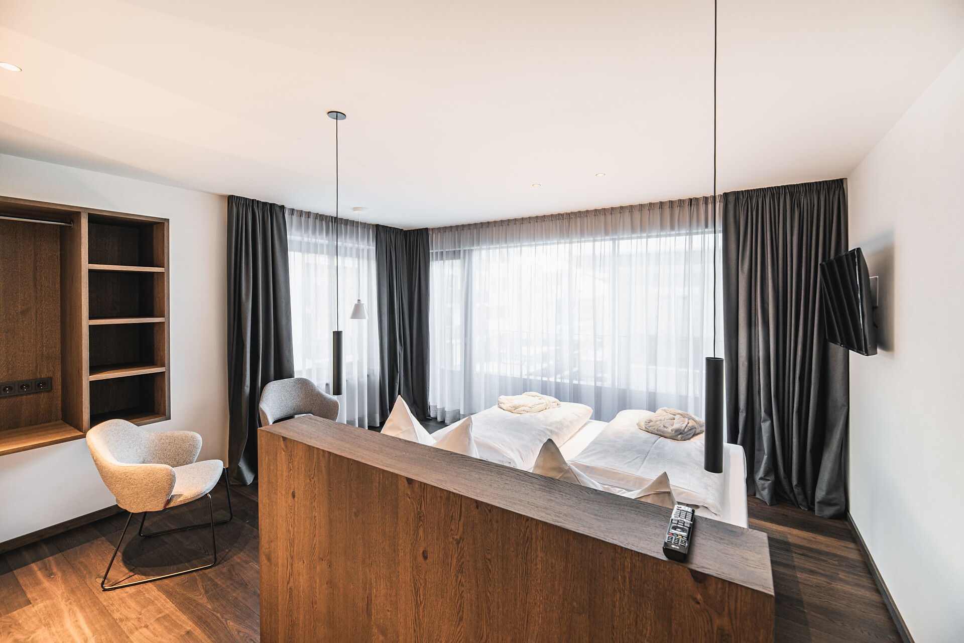 Ferienwohnung Doppelzimmer Prestige - #1 - Aquila Dolomites Residence - Dolomitenregion Gröden - suedtirol.info