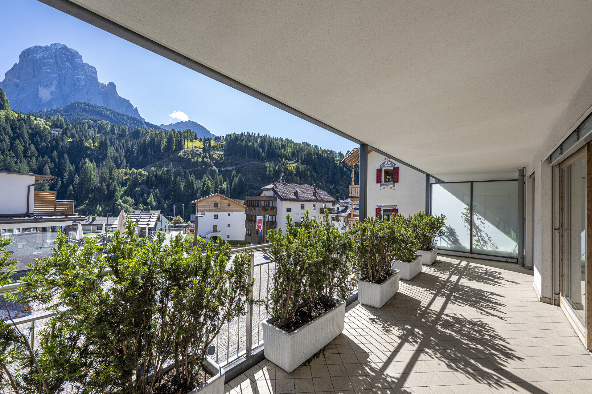 appartamento Appartamento con 2 camere da letto, 2 bagni e terrazzo con vista Sassolungo - #6 - Appartamenti Marienstern - Regione dolomitica Val Gardena - suedtirol.info