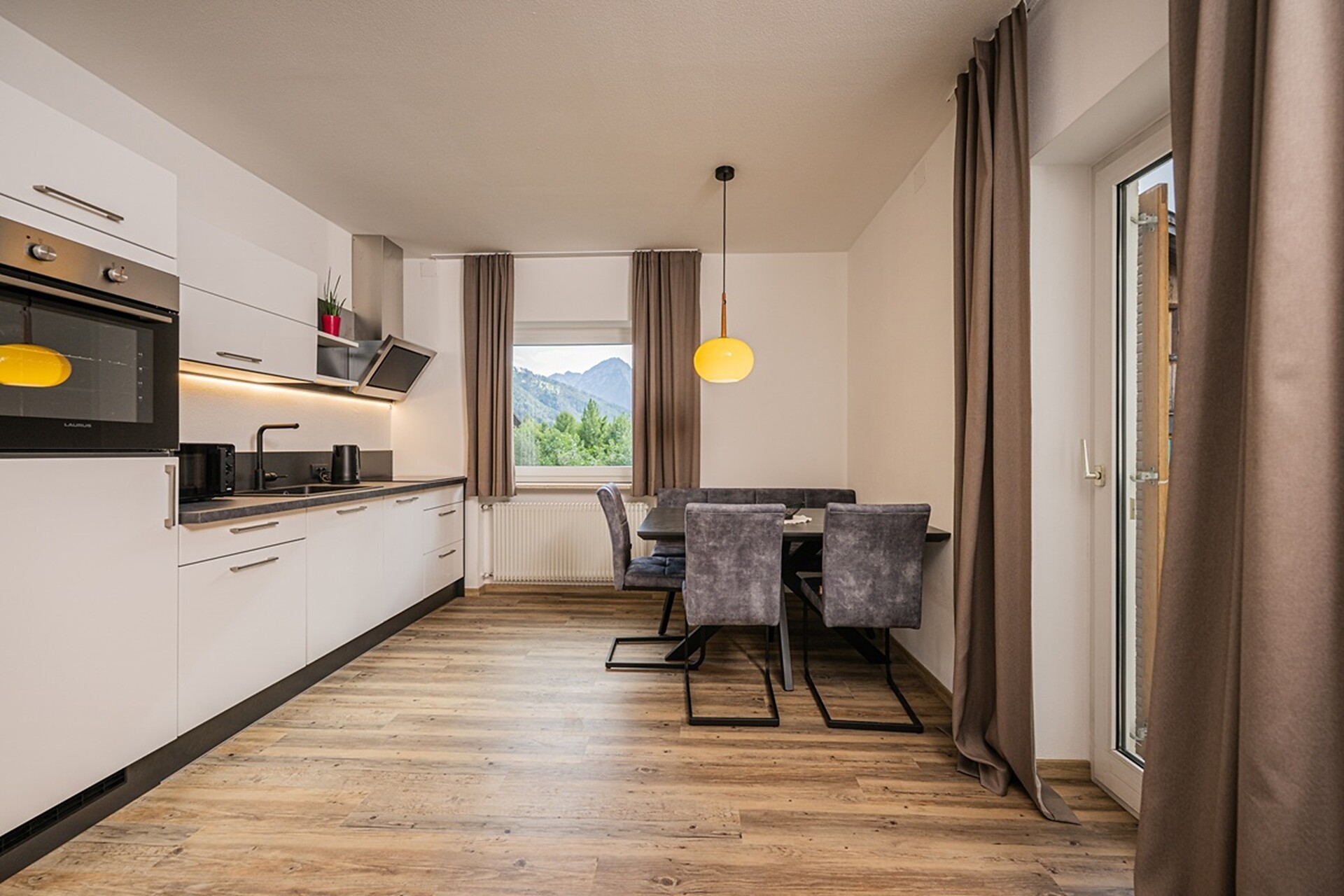 Apartment Apartment Drei Zinnen 803 - #6 - Appartement Drei Zinnen/Three Peaks - Dolomites Region 3 Zinnen - suedtirol.info