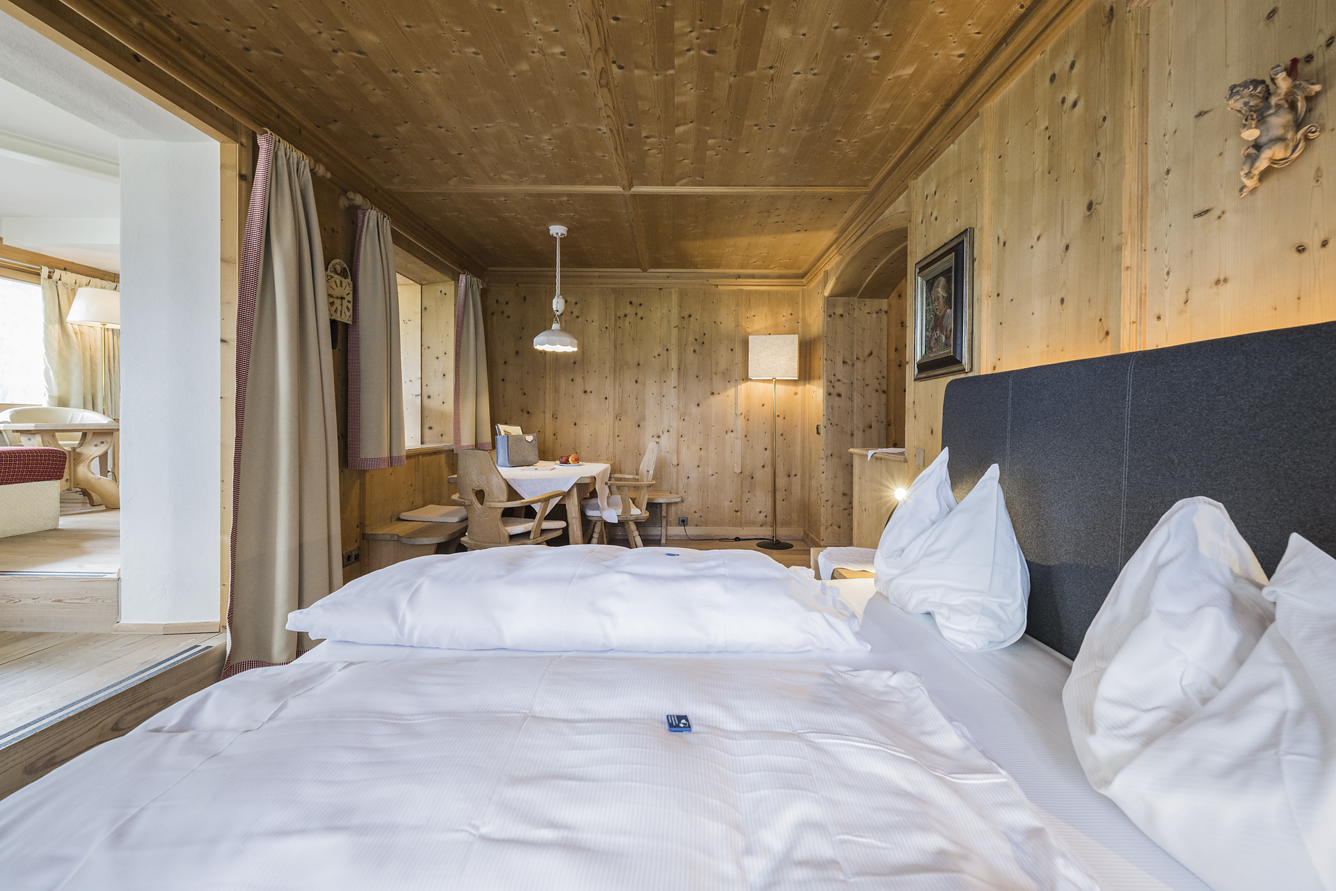 camera Suite Val Fiscalina 50m² - #5 - Berghotel - Sesto - Regione dolomitica 3 Cime - suedtirol.info