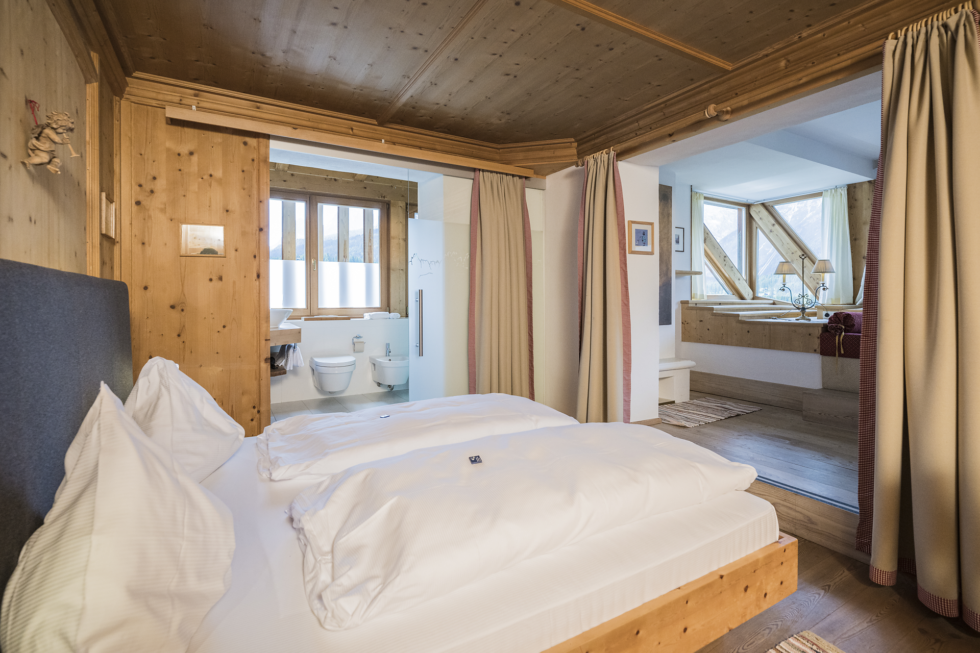 camera Suite Val Fiscalina 50m² - #2 - Berghotel - Sesto - Regione dolomitica 3 Cime - suedtirol.info