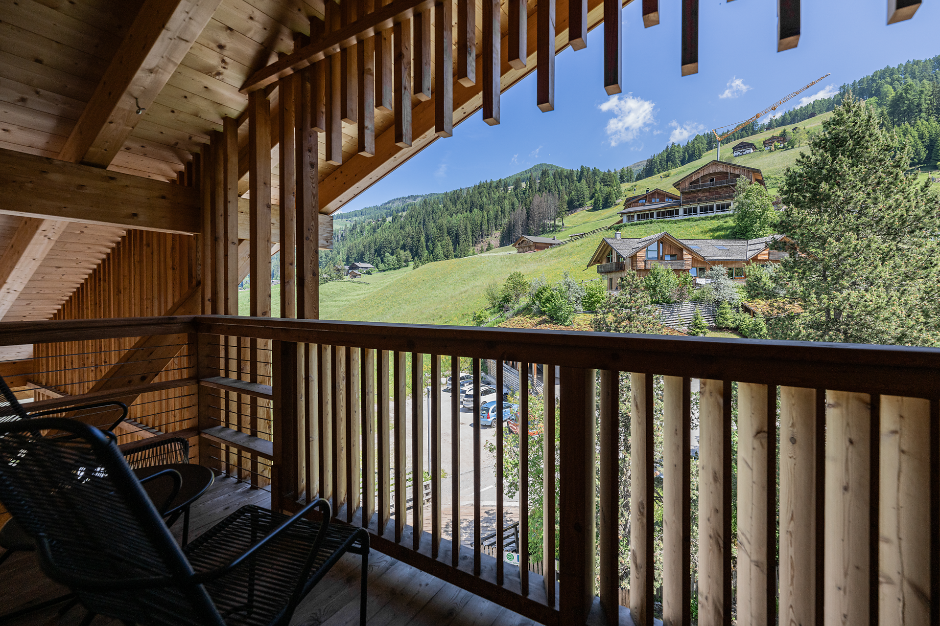 camera Zirben appartamento Tramonto del sole 47m² - #5 - Berghotel - Sesto - Regione dolomitica 3 Cime - suedtirol.info