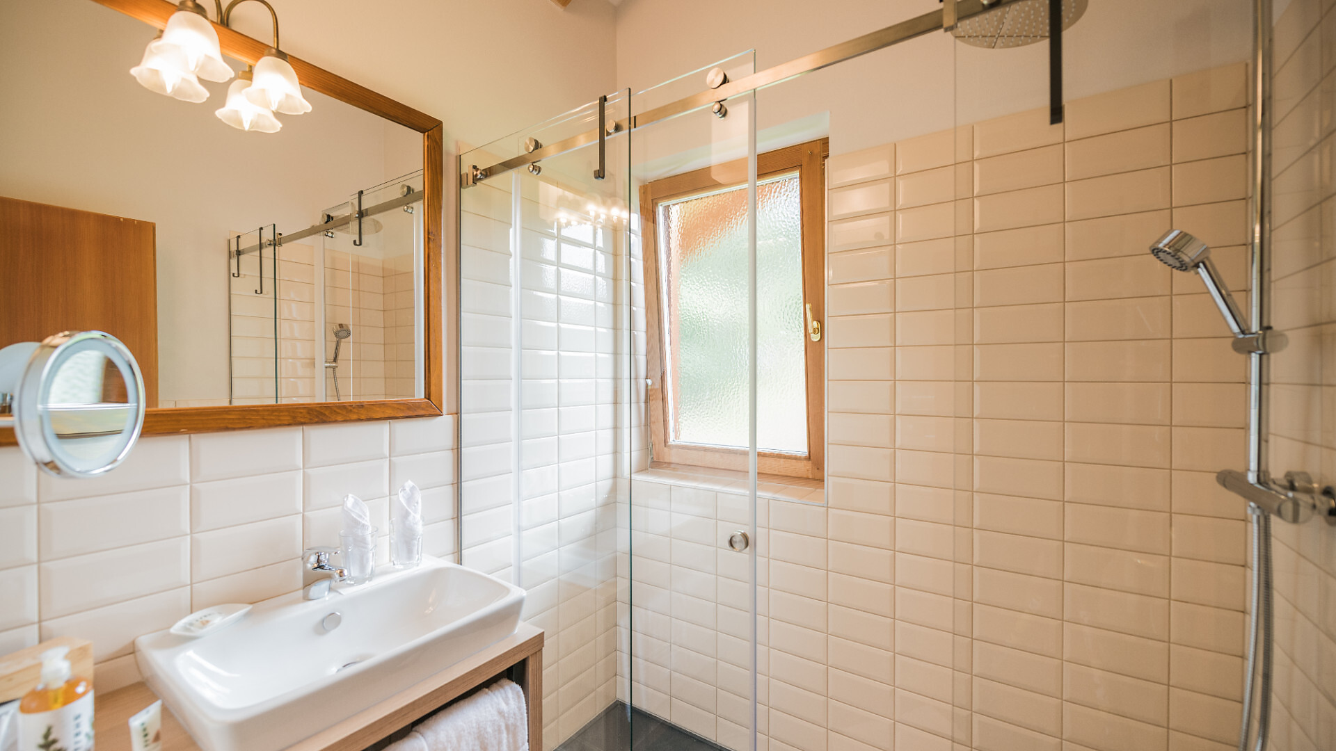 camera Panorama Suite 40mq - #4 - Berghotel - Sesto - Regione dolomitica 3 Cime - suedtirol.info