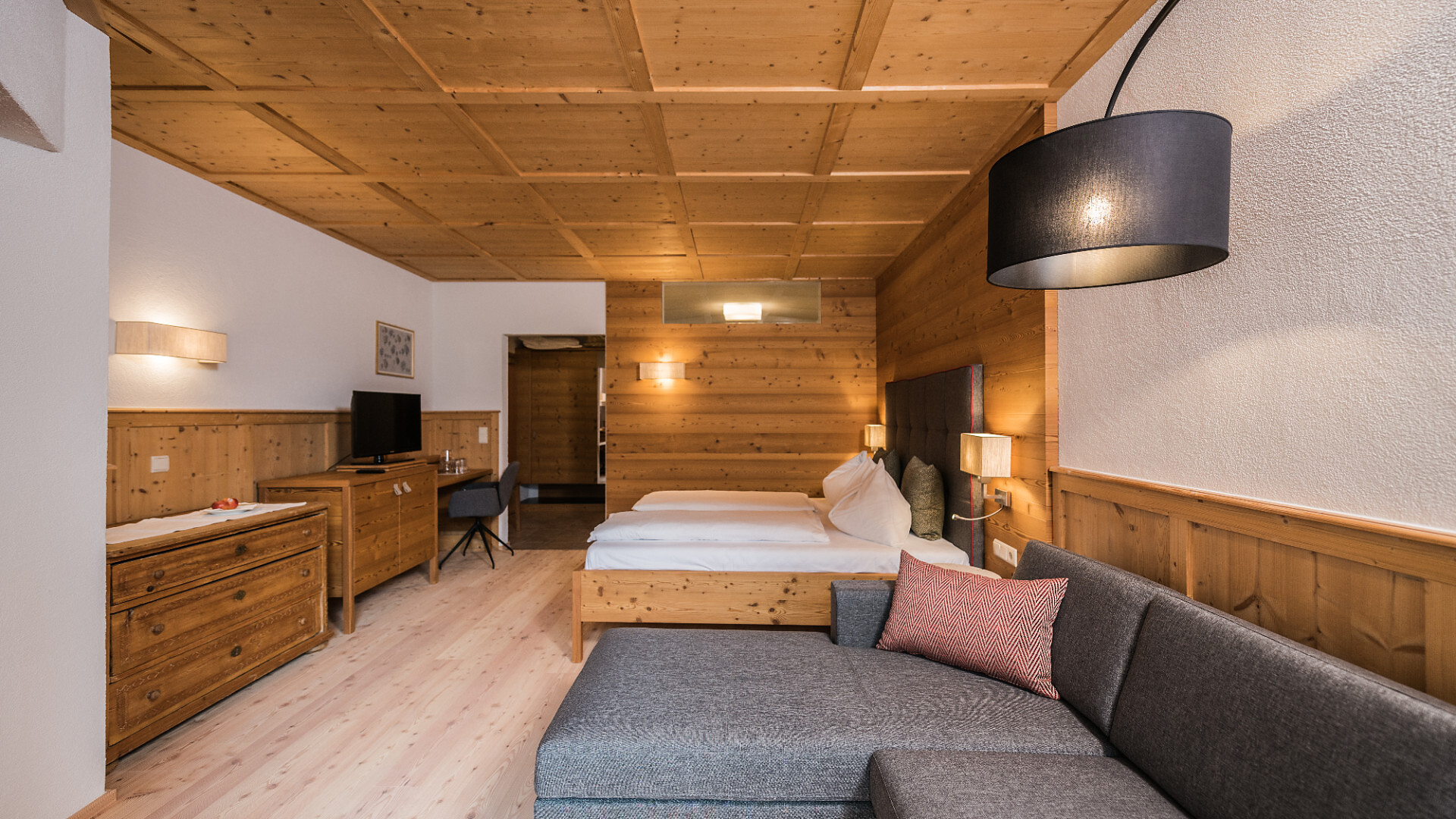 camera Familysuite Val Fiscalina 88m² - #4 - Berghotel - Sesto - Regione dolomitica 3 Cime - suedtirol.info