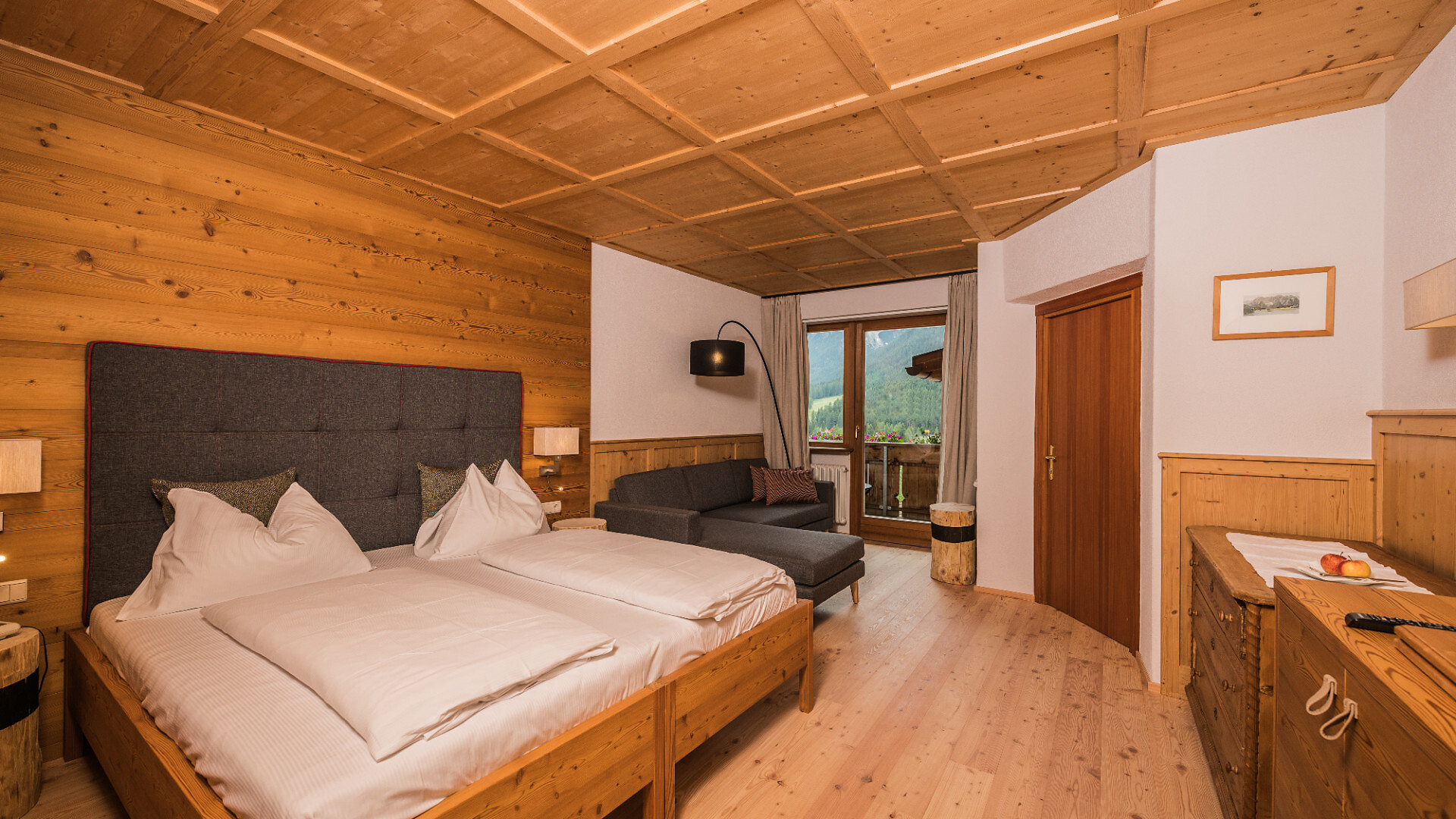 camera Familysuite Val Fiscalina 88m² - #1 - Berghotel - Sesto - Regione dolomitica 3 Cime - suedtirol.info