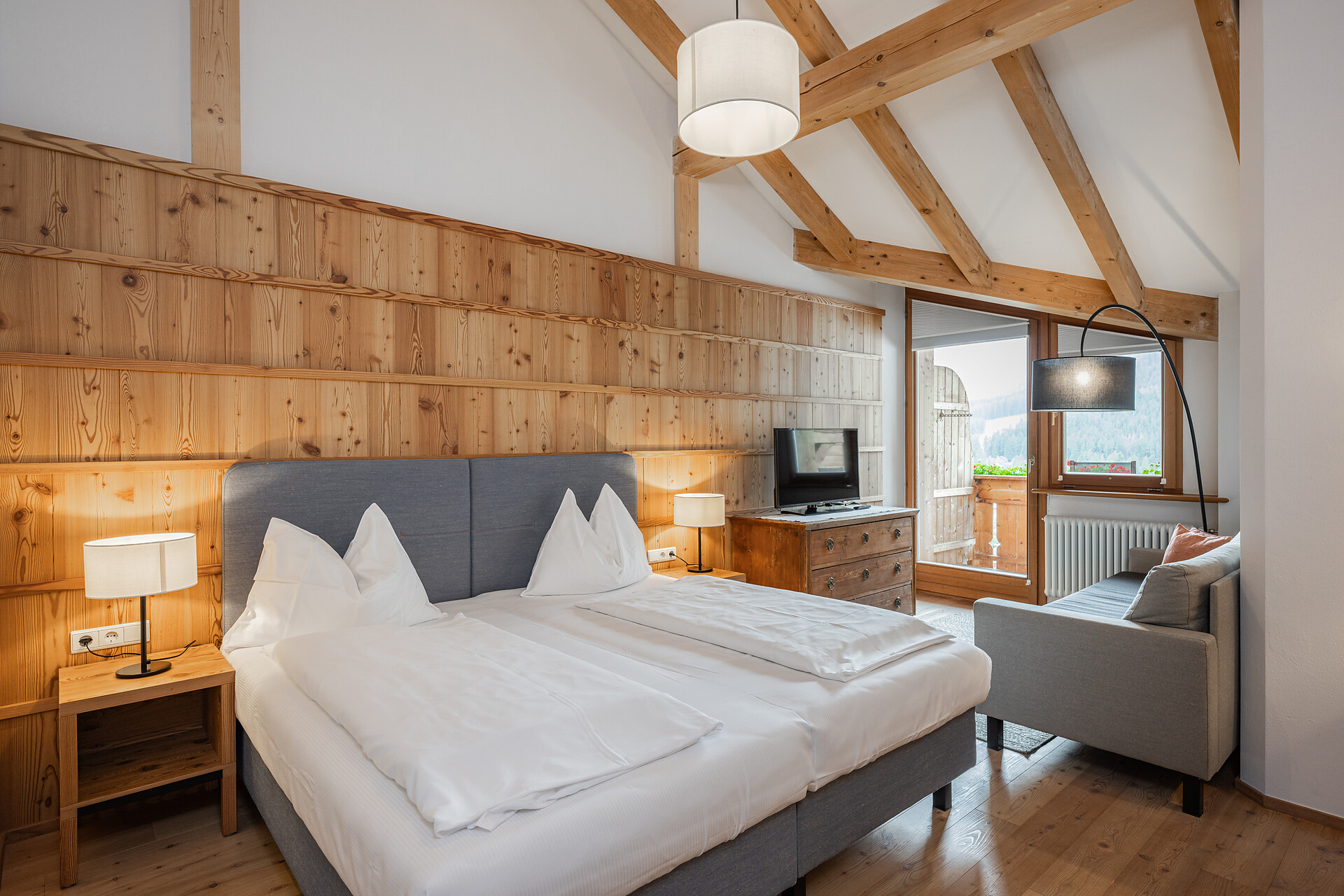 camera Familystudio Dolomiti di Sesto 48mq - #1 - Berghotel - Sesto - Regione dolomitica 3 Cime - suedtirol.info