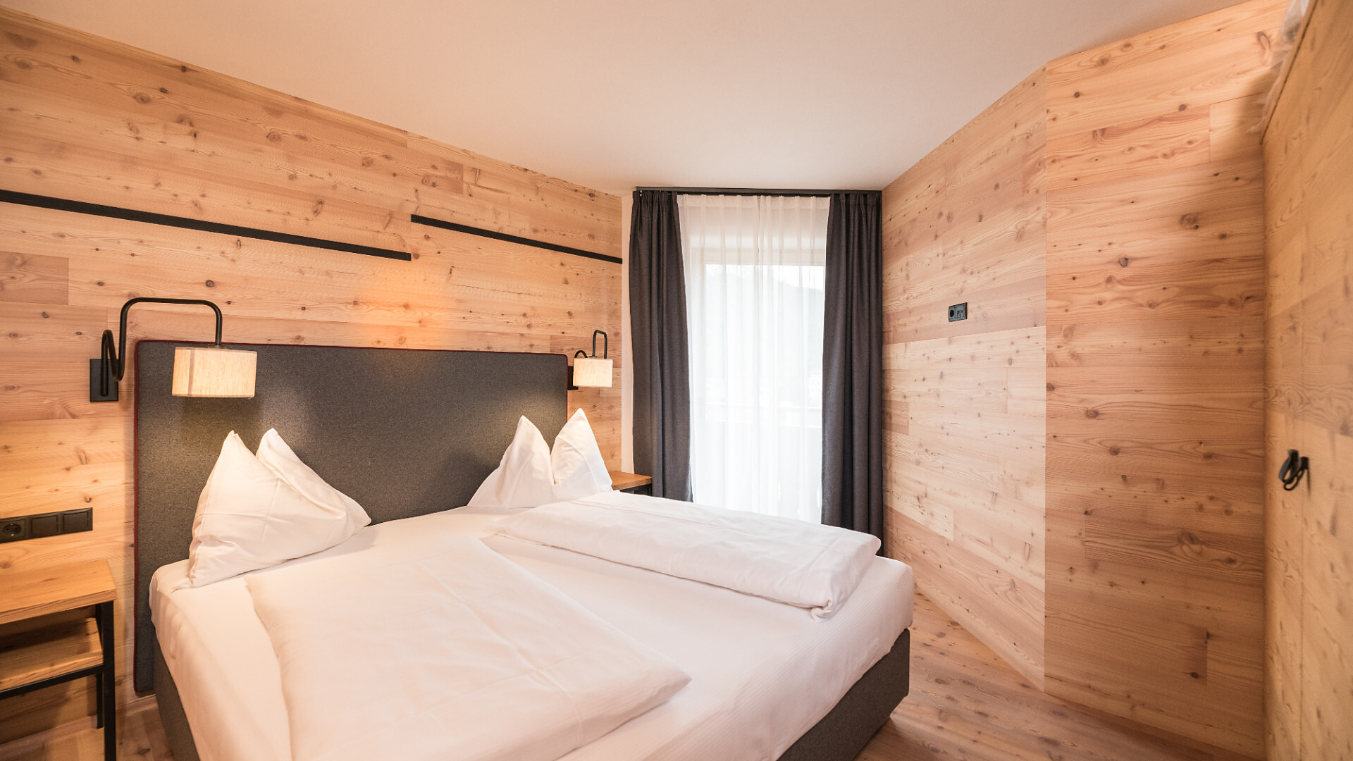 camera Studio Larice 65mq - #5 - Berghotel - Sesto - Regione dolomitica 3 Cime - suedtirol.info