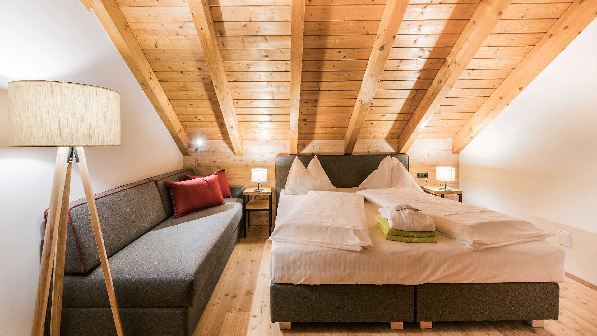 camera Studio Larice 65mq - #6 - Berghotel - Sesto - Regione dolomitica 3 Cime - suedtirol.info