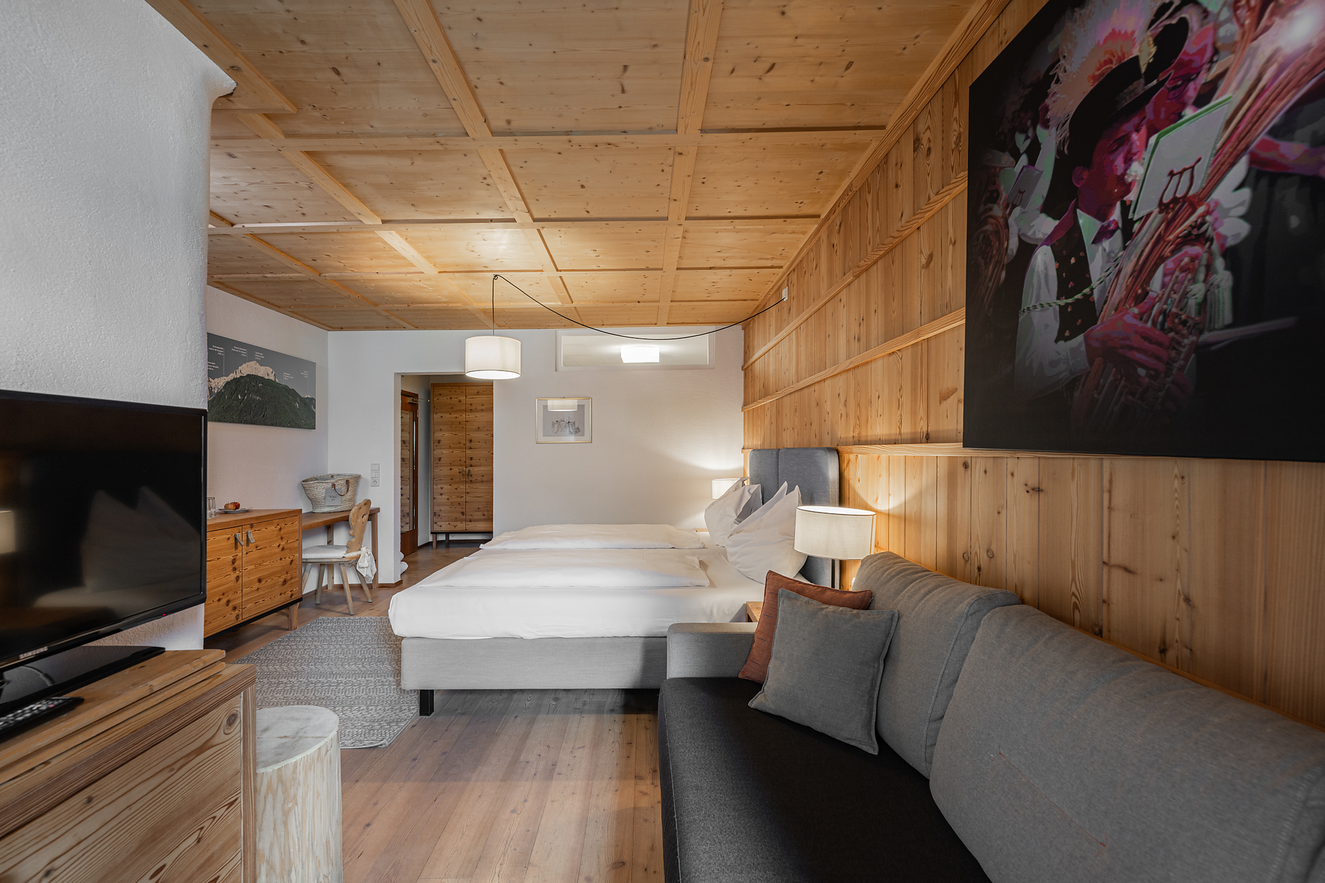 camera Familystudio Monte Elmo 45mq - #2 - Berghotel - Sesto - Regione dolomitica 3 Cime - suedtirol.info