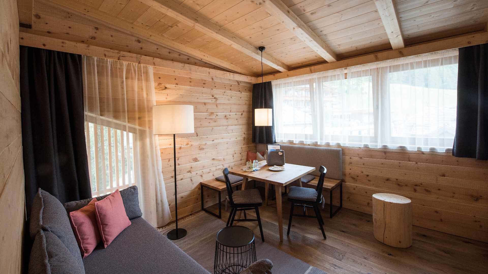 camera Zirbenchalet Il Sole 47m² a pianoterra - #3 - Berghotel - Sesto - Regione dolomitica 3 Cime - suedtirol.info