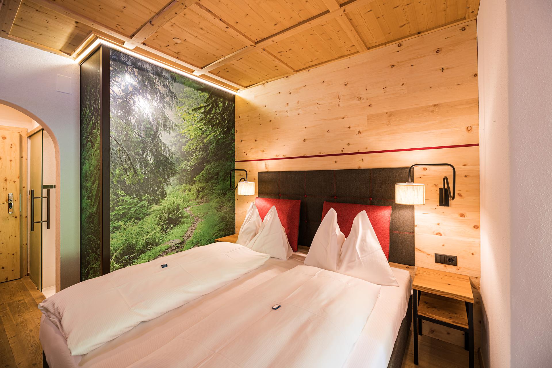 camera Camera matrimoniale Monte Elmo 23-28mq - #3 - Berghotel - Sesto - Regione dolomitica 3 Cime - suedtirol.info