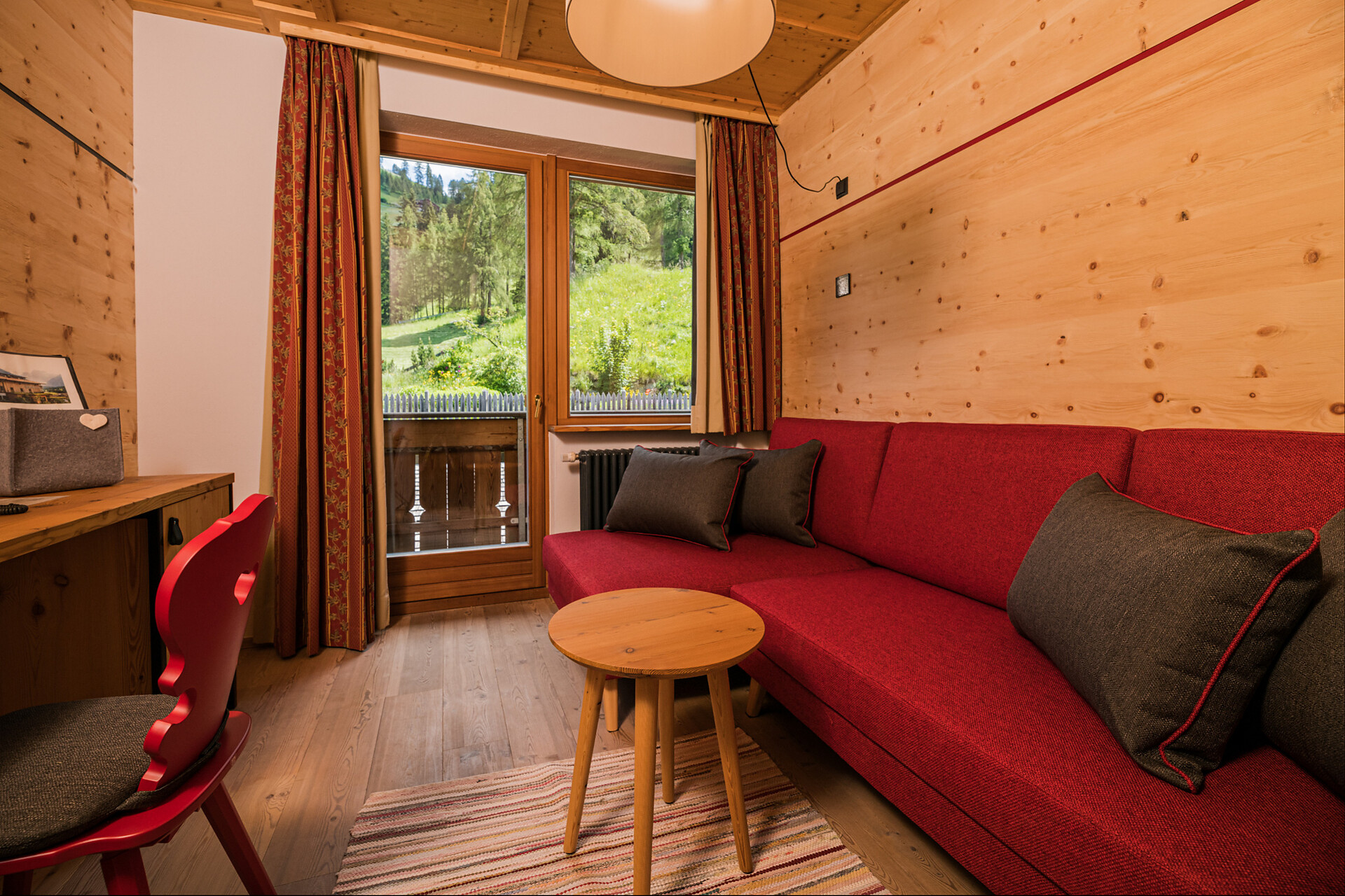 camera Camera matrimoniale Monte Elmo 23-28mq - #2 - Berghotel - Sesto - Regione dolomitica 3 Cime - suedtirol.info