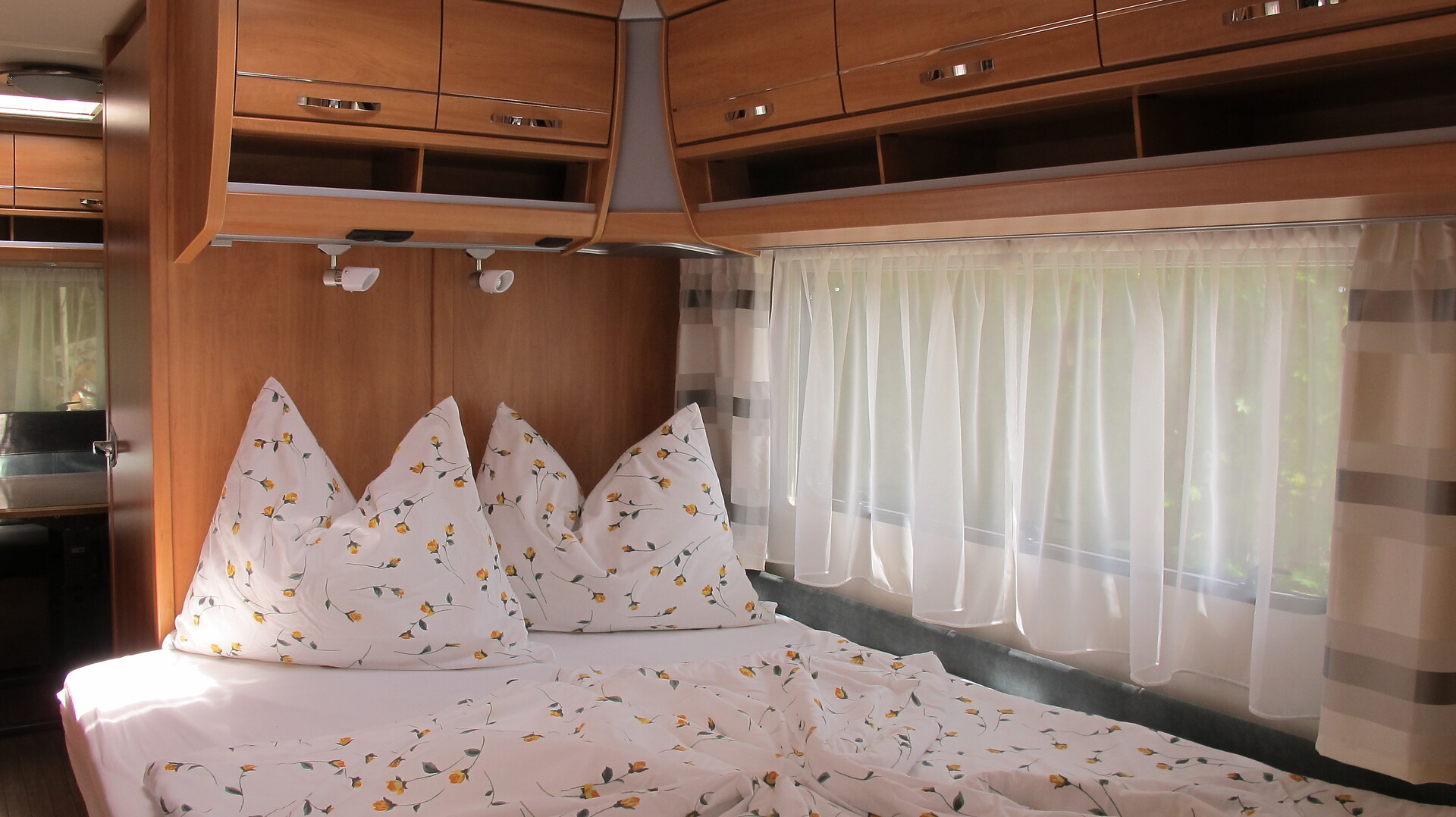 Apartment Deluxe Caravan Dethleffs Camper 650 FMK - #1 - Camping Sägemühle - Vinschgau/Val Venosta - suedtirol.info
