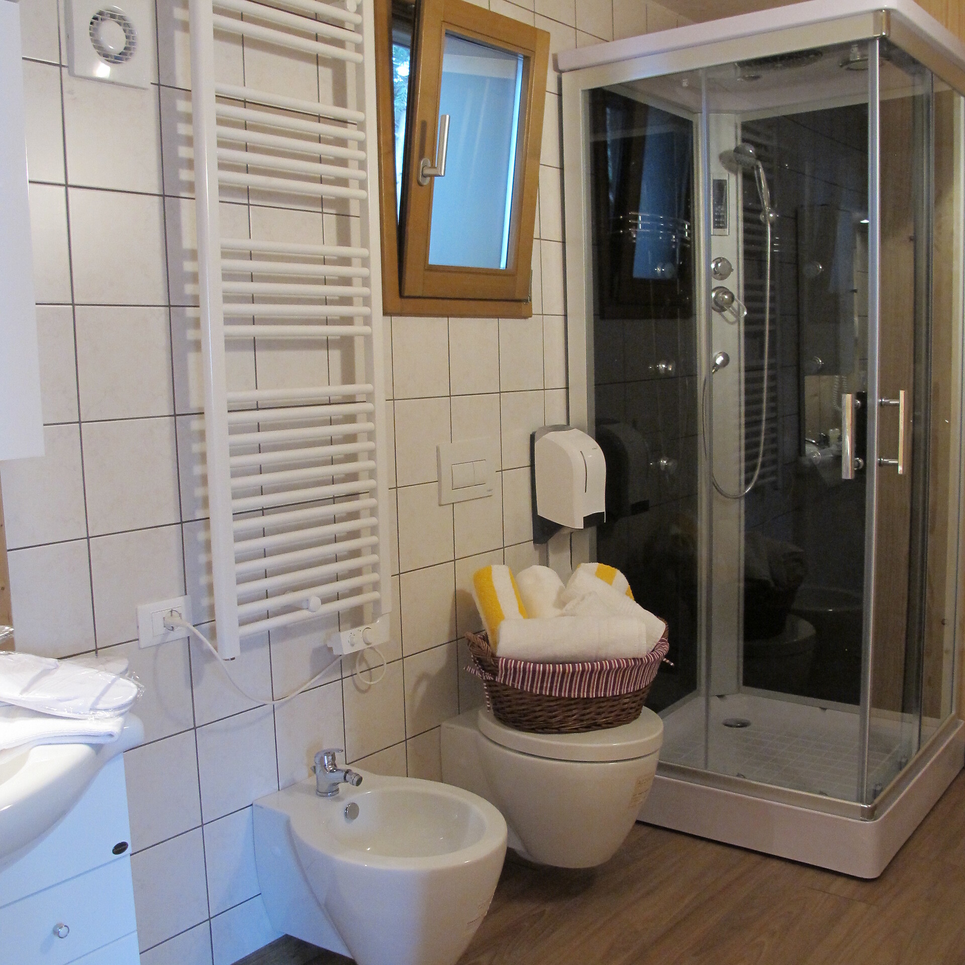 Apartment Wooden Chalet - #3 - Camping Sägemühle - Vinschgau/Val Venosta - suedtirol.info