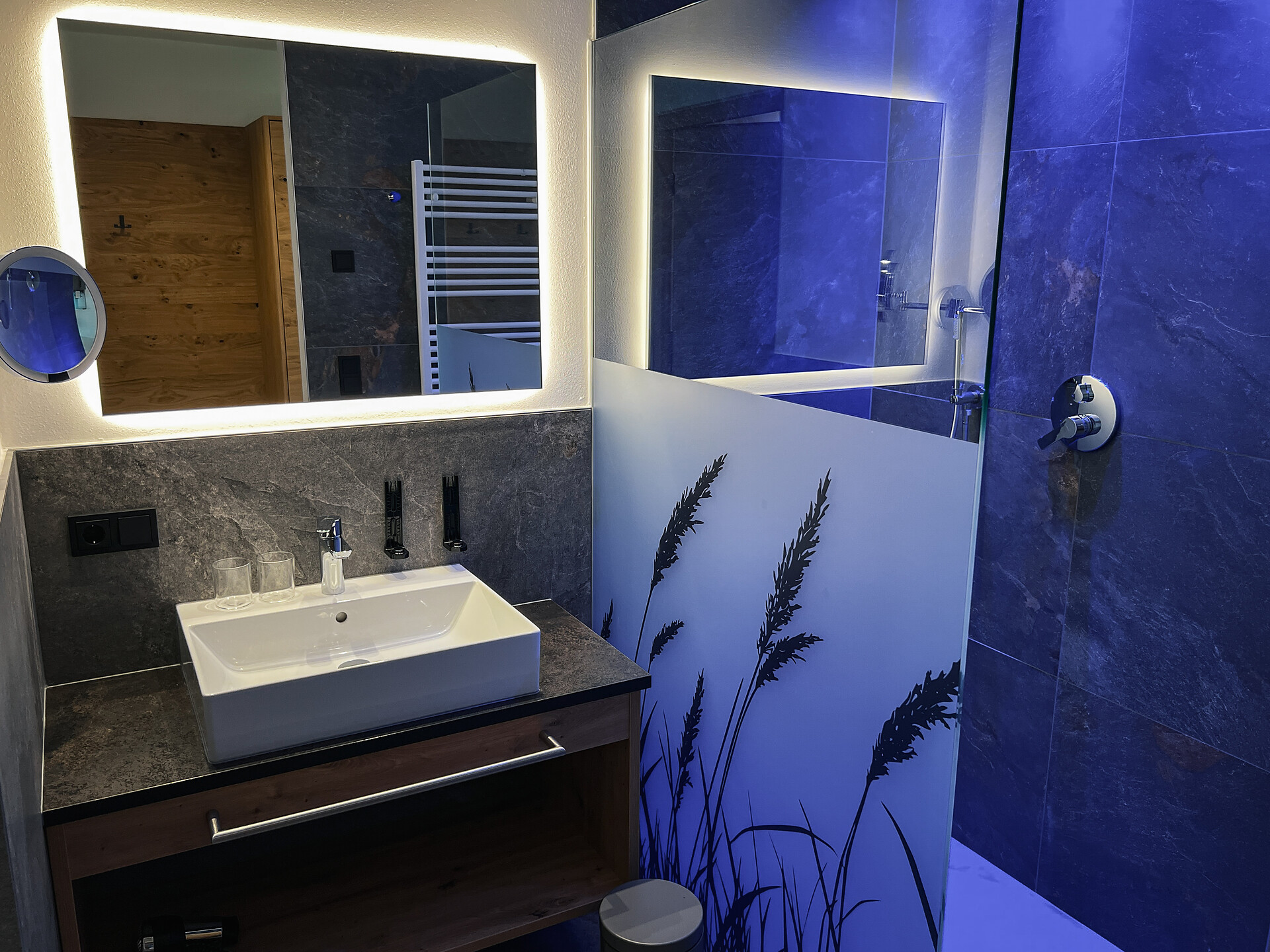 Apartment Apartment 2 - #4 - Camping Zum See - Vinschgau/Val Venosta - suedtirol.info