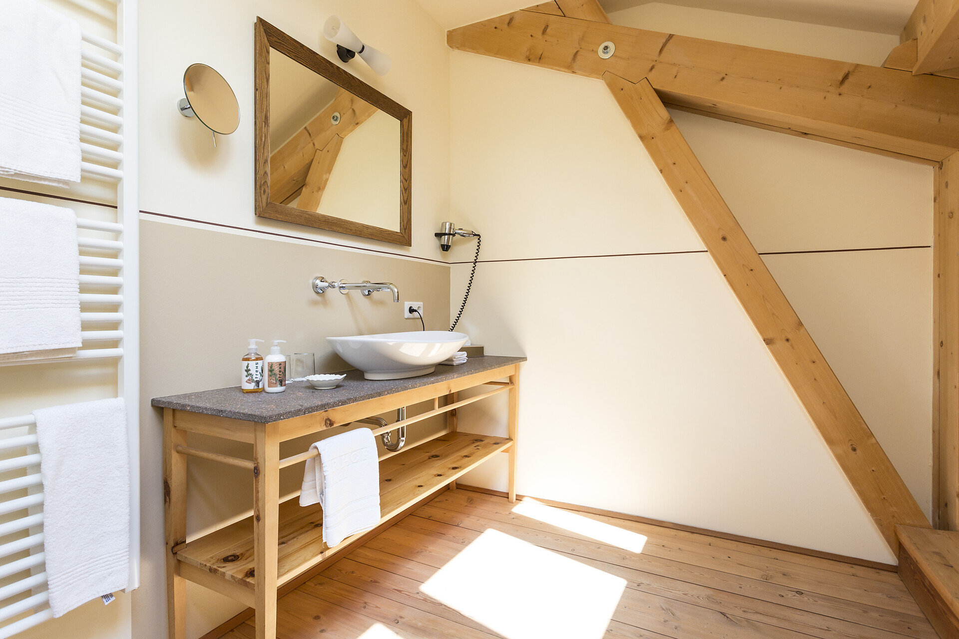 Zimmer Nobelpreiszimmer Superior - #9 - Der Zirmerhof -  - suedtirol.info