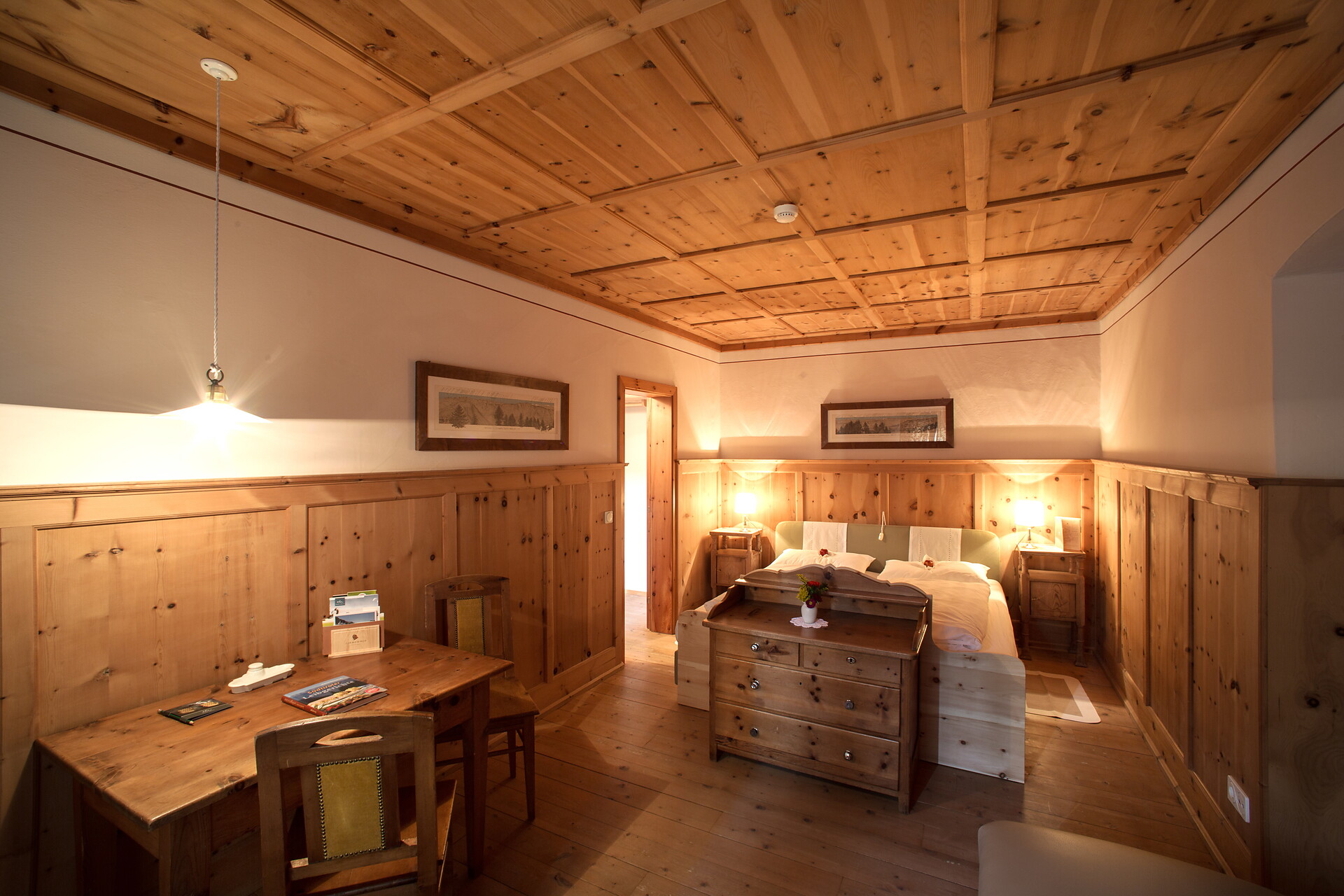 Zimmer Künstlerzimmer Standard - #4 - Der Zirmerhof -  - suedtirol.info