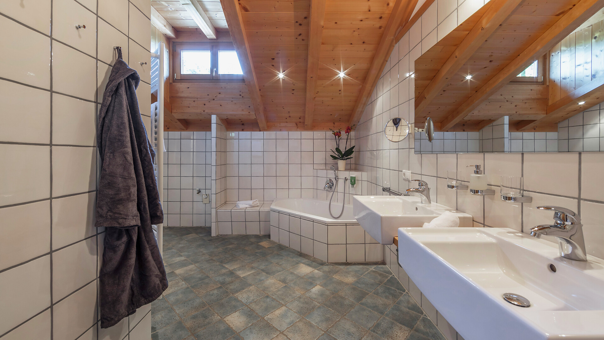 Ferienwohnung Chalet Lodnerspitze (94 m²) - #14 - Die Taser Alm - Meran und Umgebung - suedtirol.info