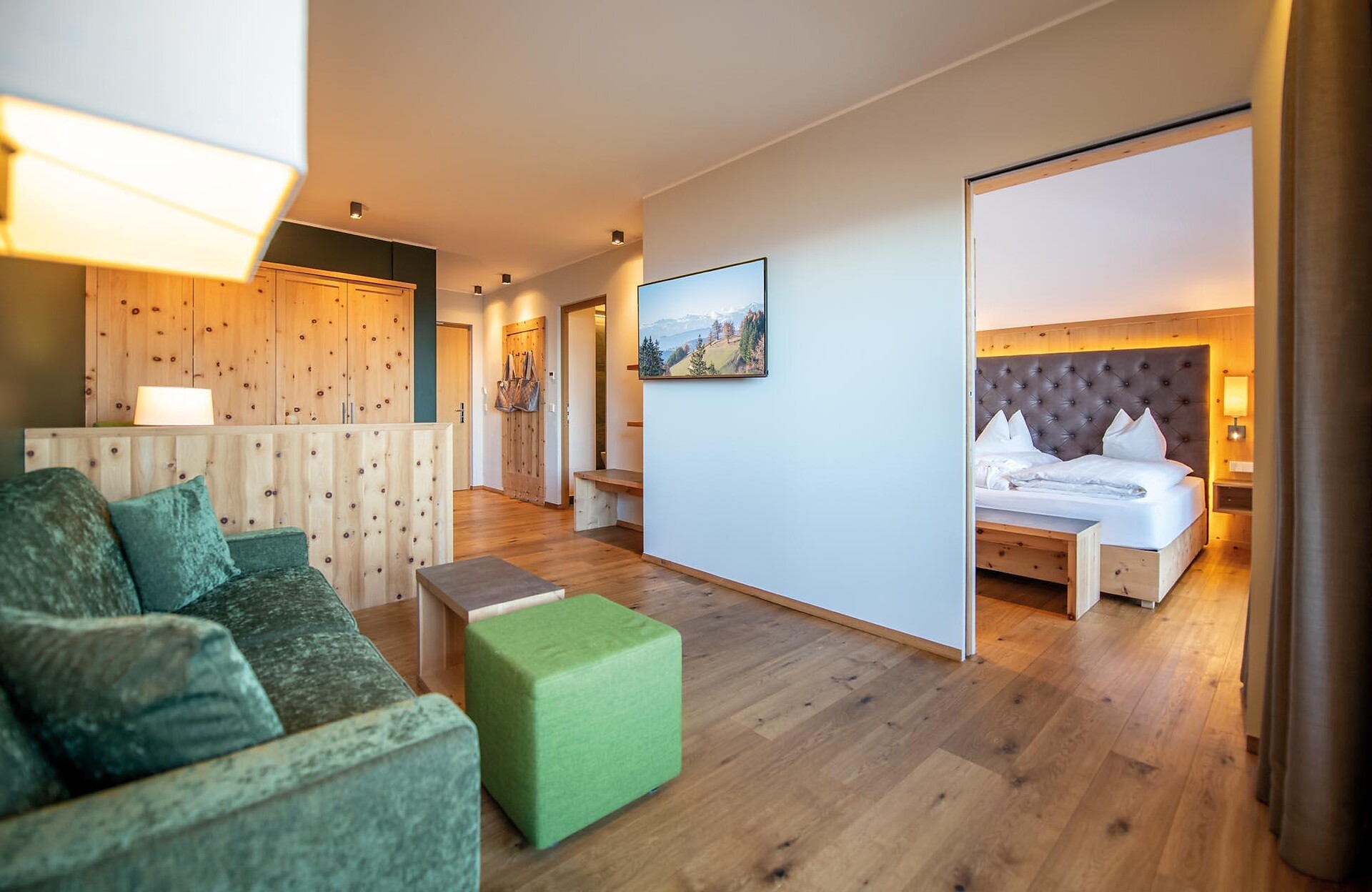 Zimmer Suite "Weißhorn" - #2 - DAS ROYAL - Dolomitenregion Eggental - suedtirol.info