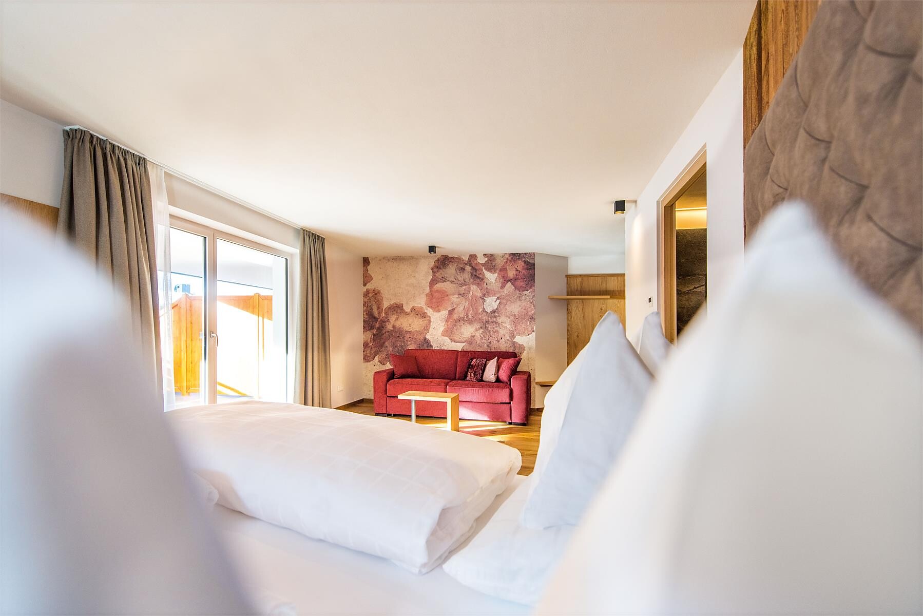 Zimmer Suite "Lärche" - #4 - DAS ROYAL - Dolomitenregion Eggental - suedtirol.info