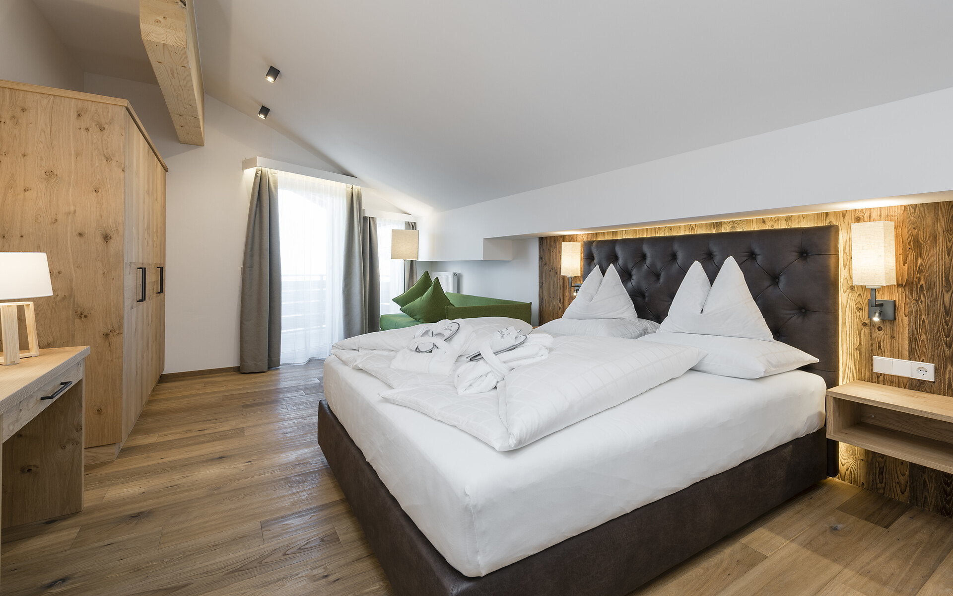 Zimmer Doppelzimmer "Superior" - #1 - DAS ROYAL - Dolomitenregion Eggental - suedtirol.info