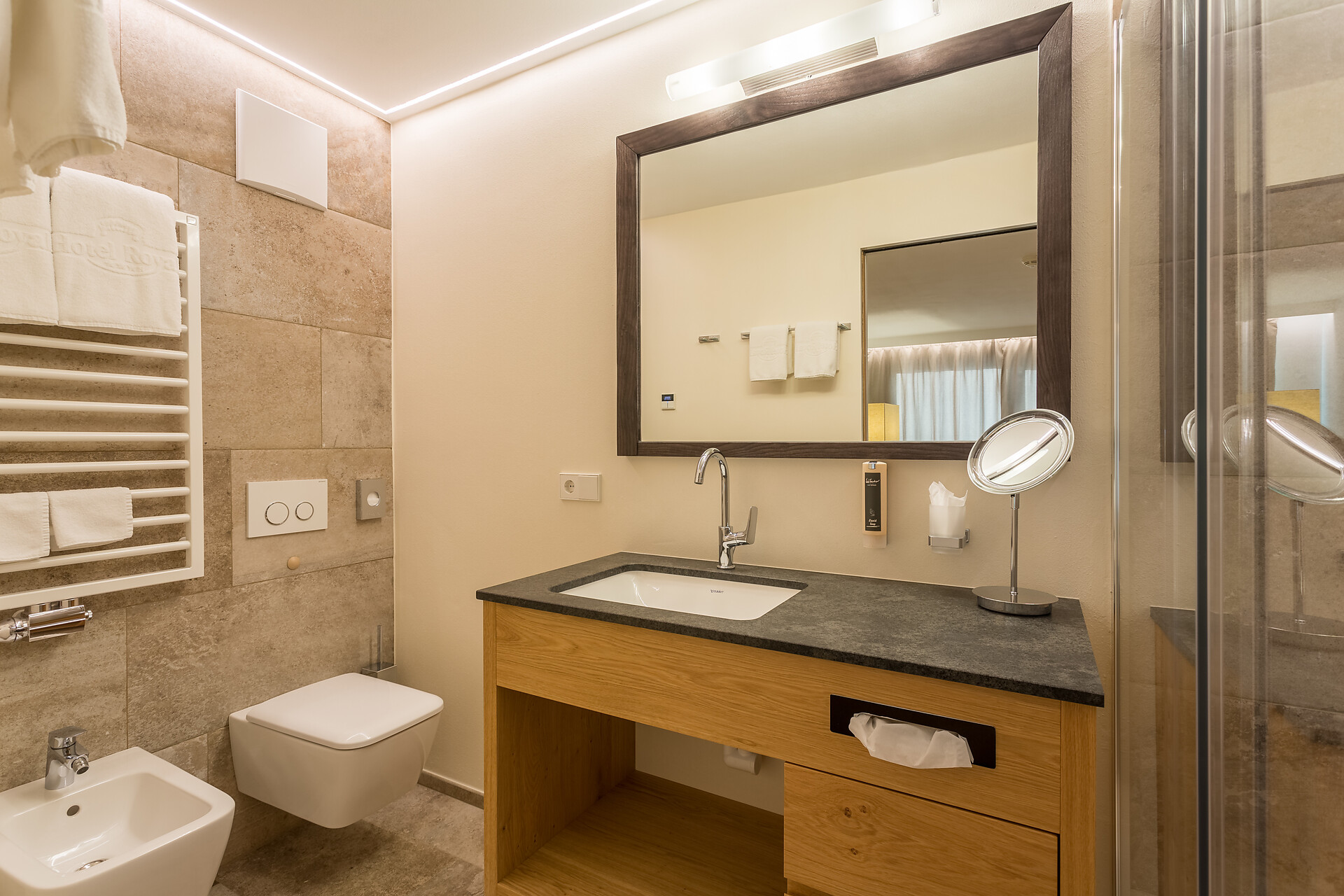 Zimmer Doppelzimmer "Superior" - #4 - DAS ROYAL - Dolomitenregion Eggental - suedtirol.info