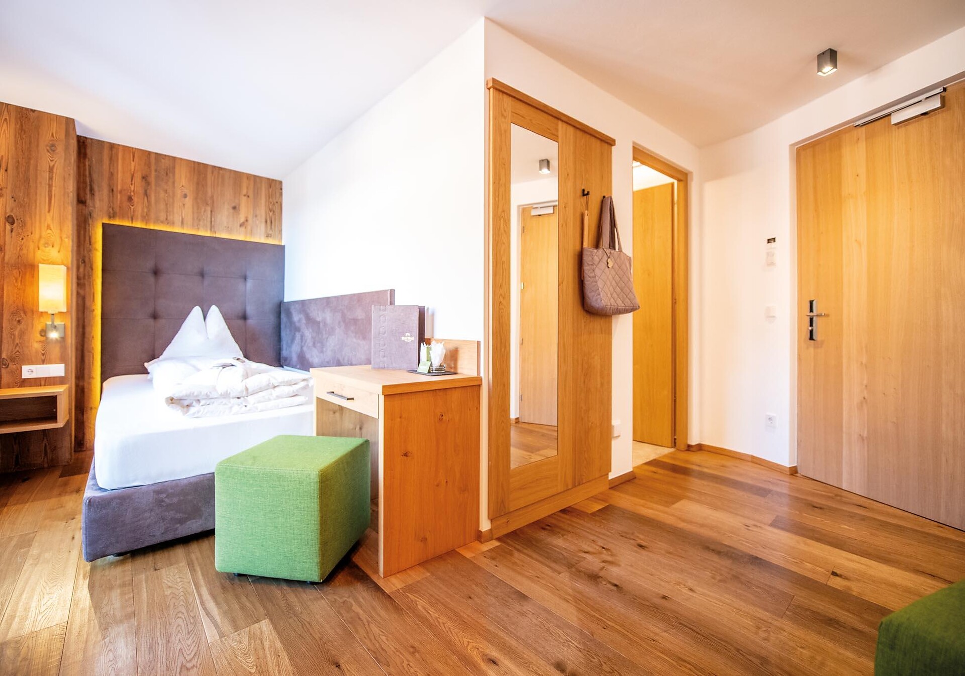 Zimmer Einzelzimmer "Genuss" - #1 - DAS ROYAL - Dolomitenregion Eggental - suedtirol.info